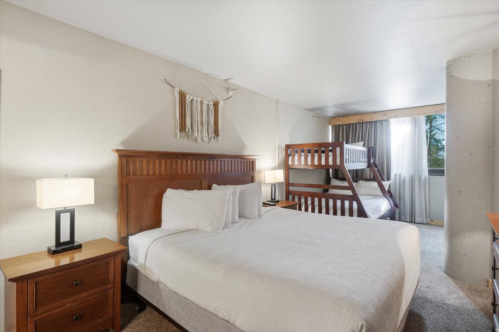 SILVER KING CONDOMINIUM - Residential