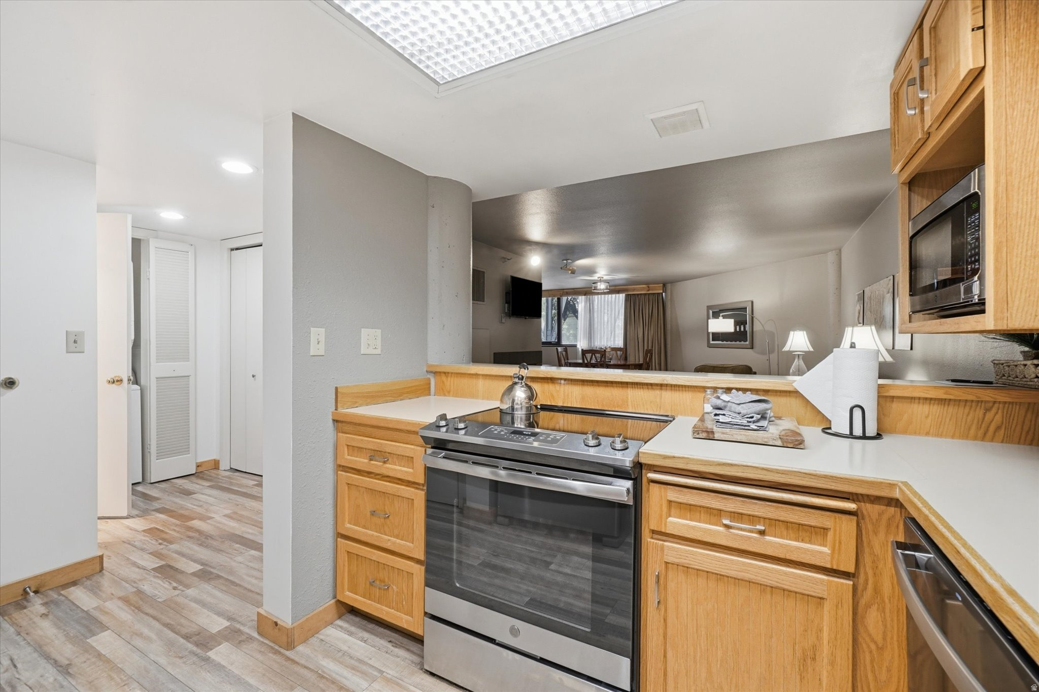 SILVER KING CONDOMINIUM - Residential