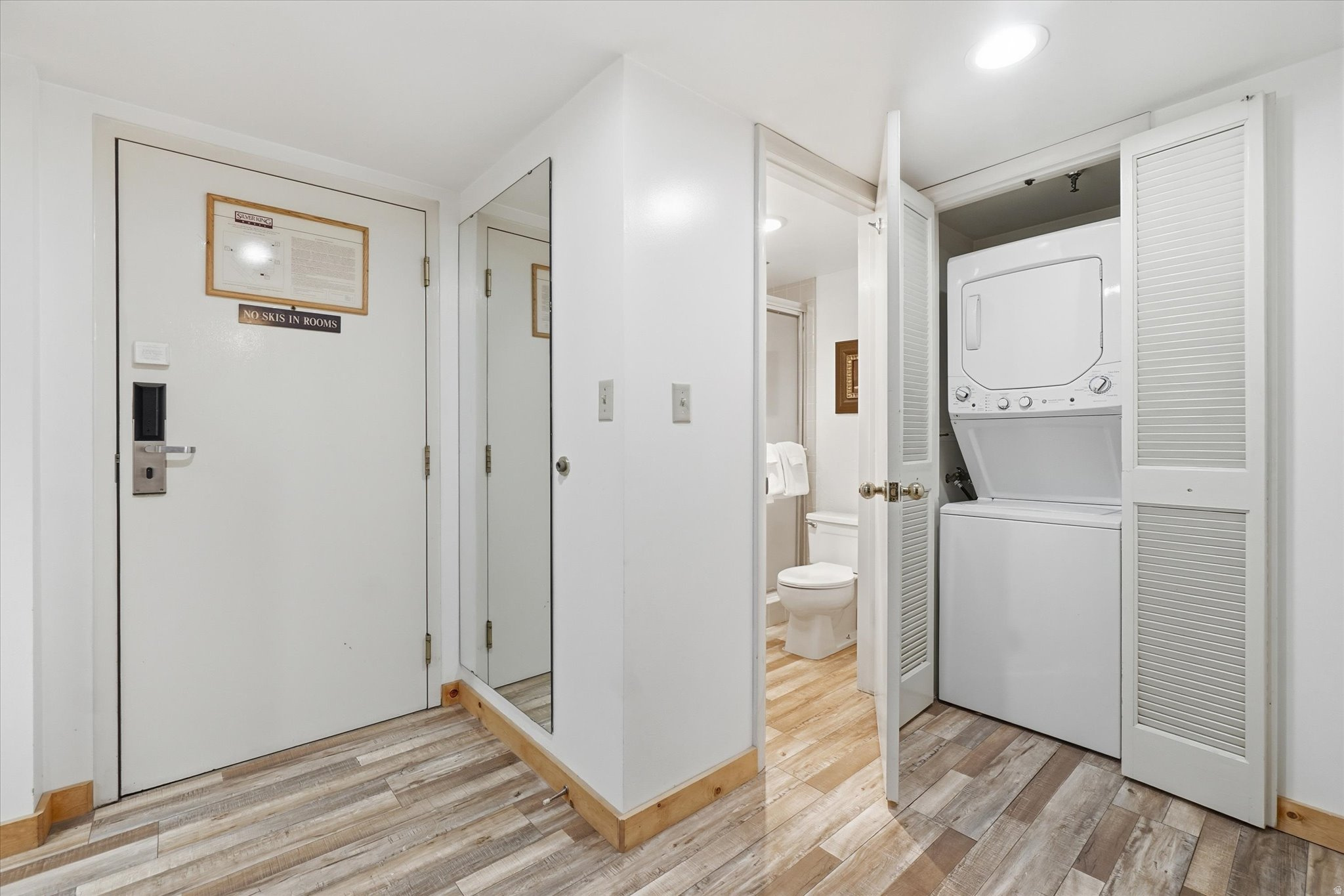 SILVER KING CONDOMINIUM - Residential