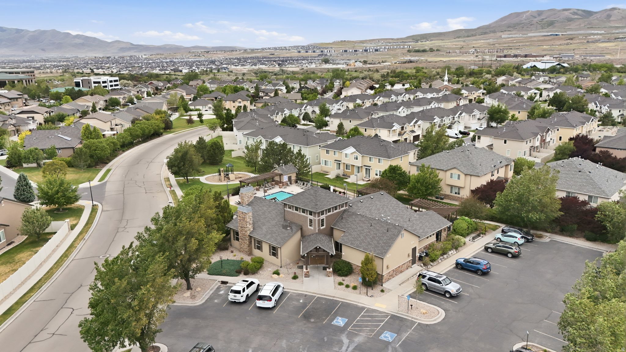 HANKS - Residential