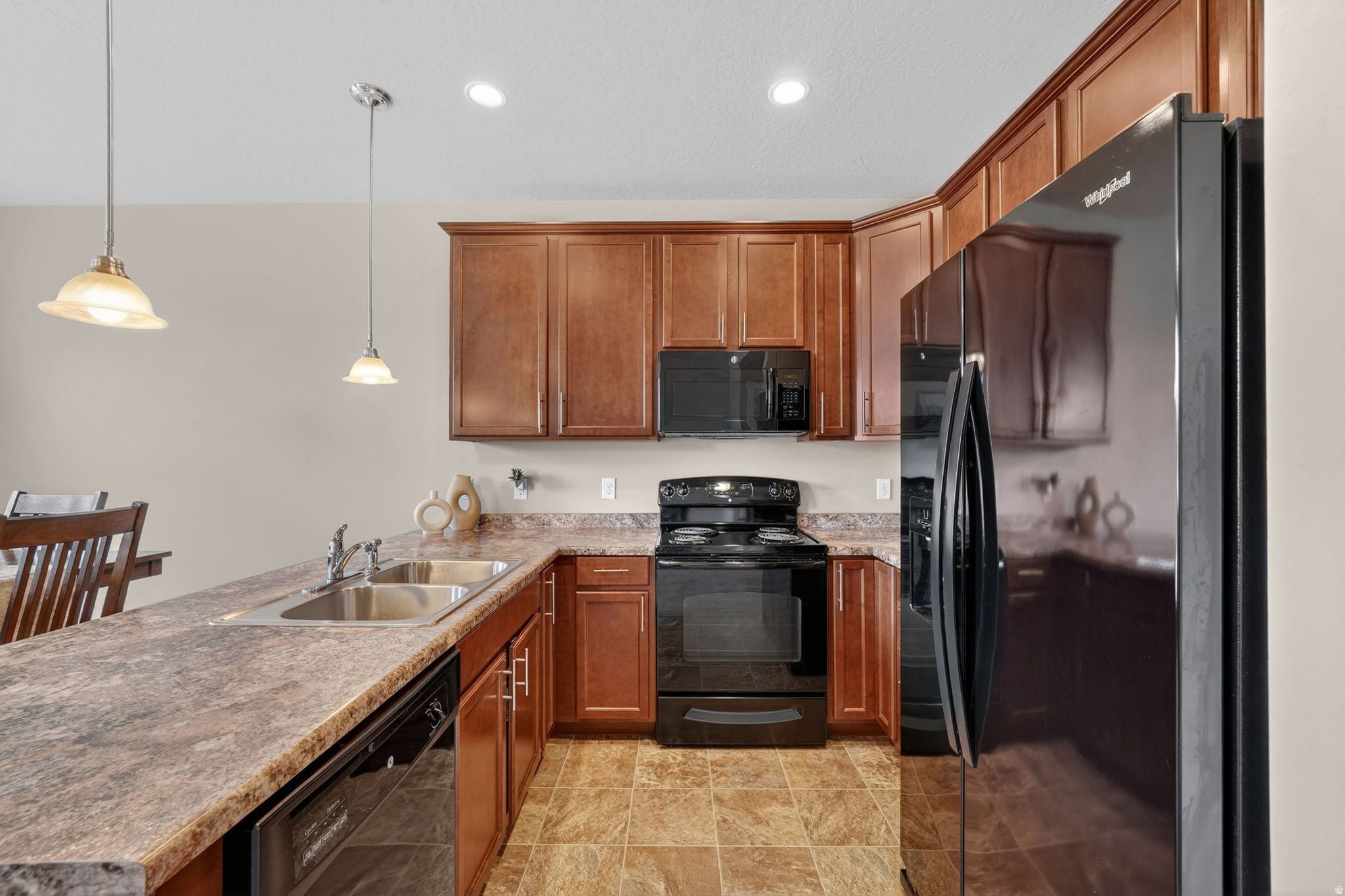 HANKS - Residential