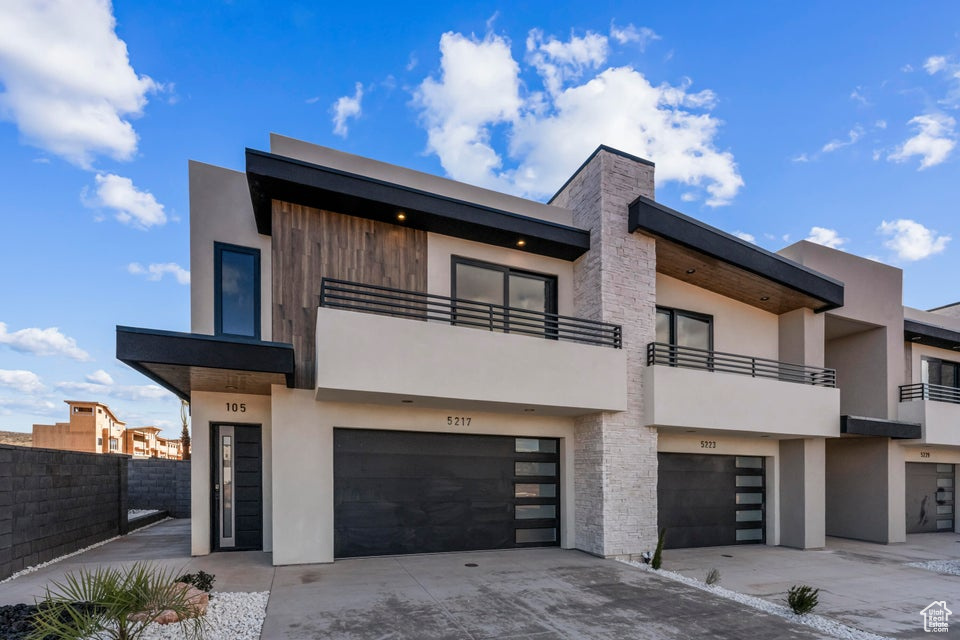 NIGHTLY RENTAL!! Zoned Rec-Resort. SELLER CREDITS AVAILABLE. Unit to be built, not currently under construction. This is a luxury Town Home at Pecan Valley Resort. With access to Pecan Valley Resorts incredible 2 acre waterpark and clubhouse, with too many activities to mention here, you may never want to leave! This brand new unit will have a high quality, contemporary finish and an open layout that is perfect for entertaining or just having fun as a family. Located in the heart of Southern Utah's outdoor wonderland near Zions National park, with views of the world famous red cliffs of Southern Utah, and minutes away from popular Sand Hollow reservoir, it boasts an array of outdoor activities.