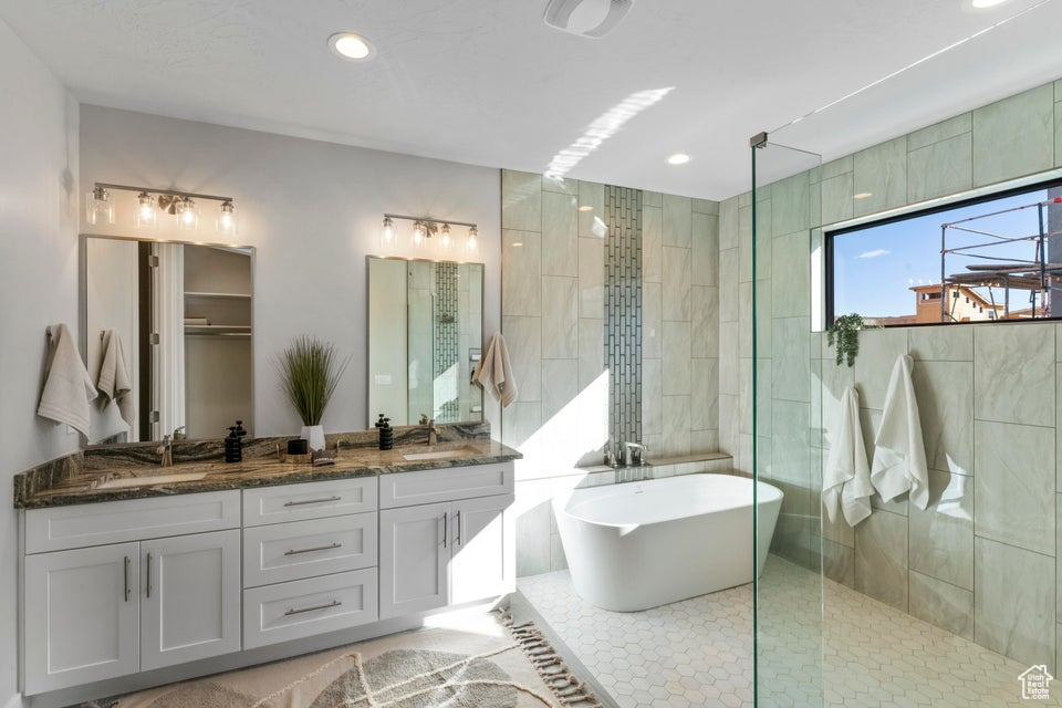 PECAN VALLEY - Residential
