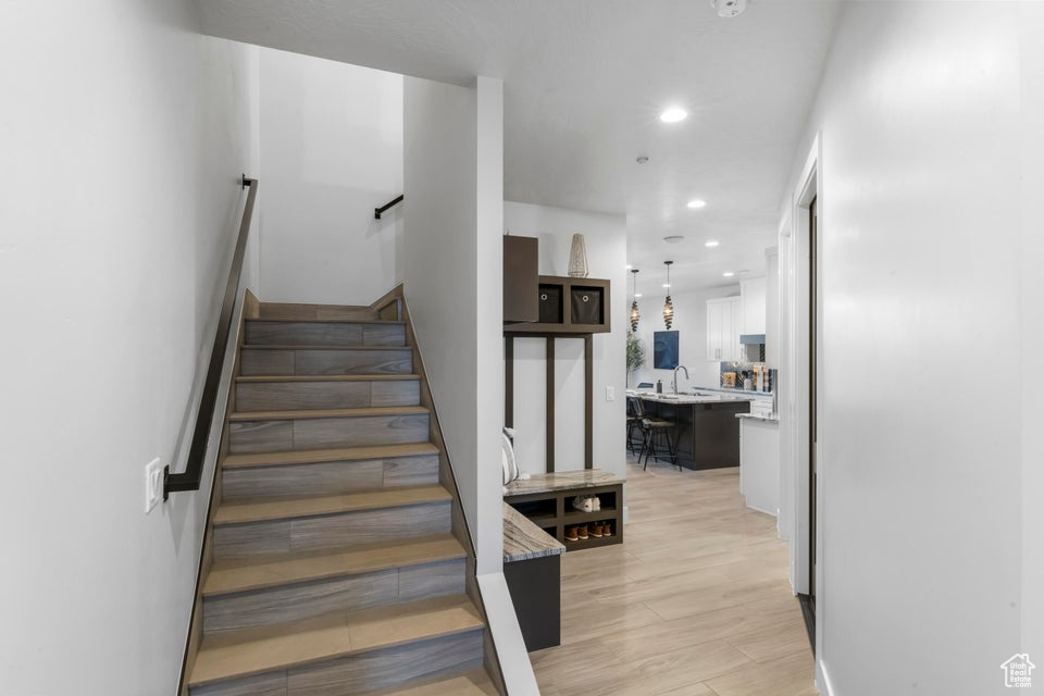 PECAN VALLEY - Residential