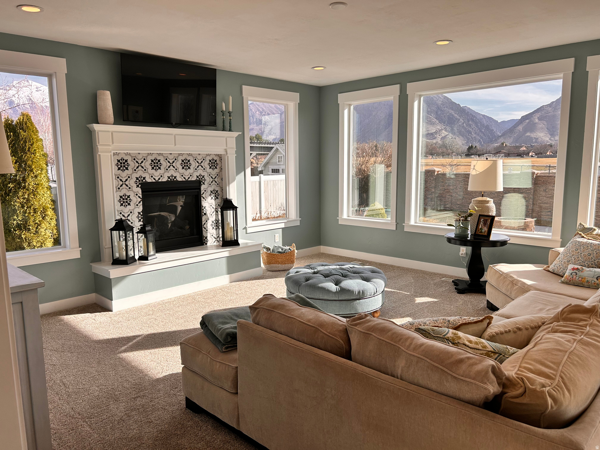 RIDGE - Residential