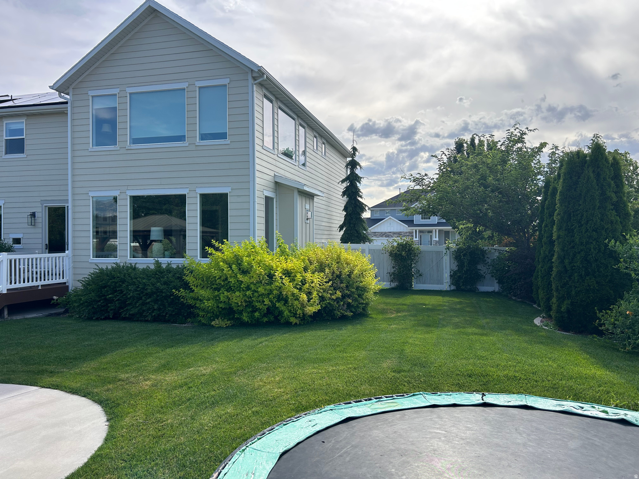 RIDGE - Residential
