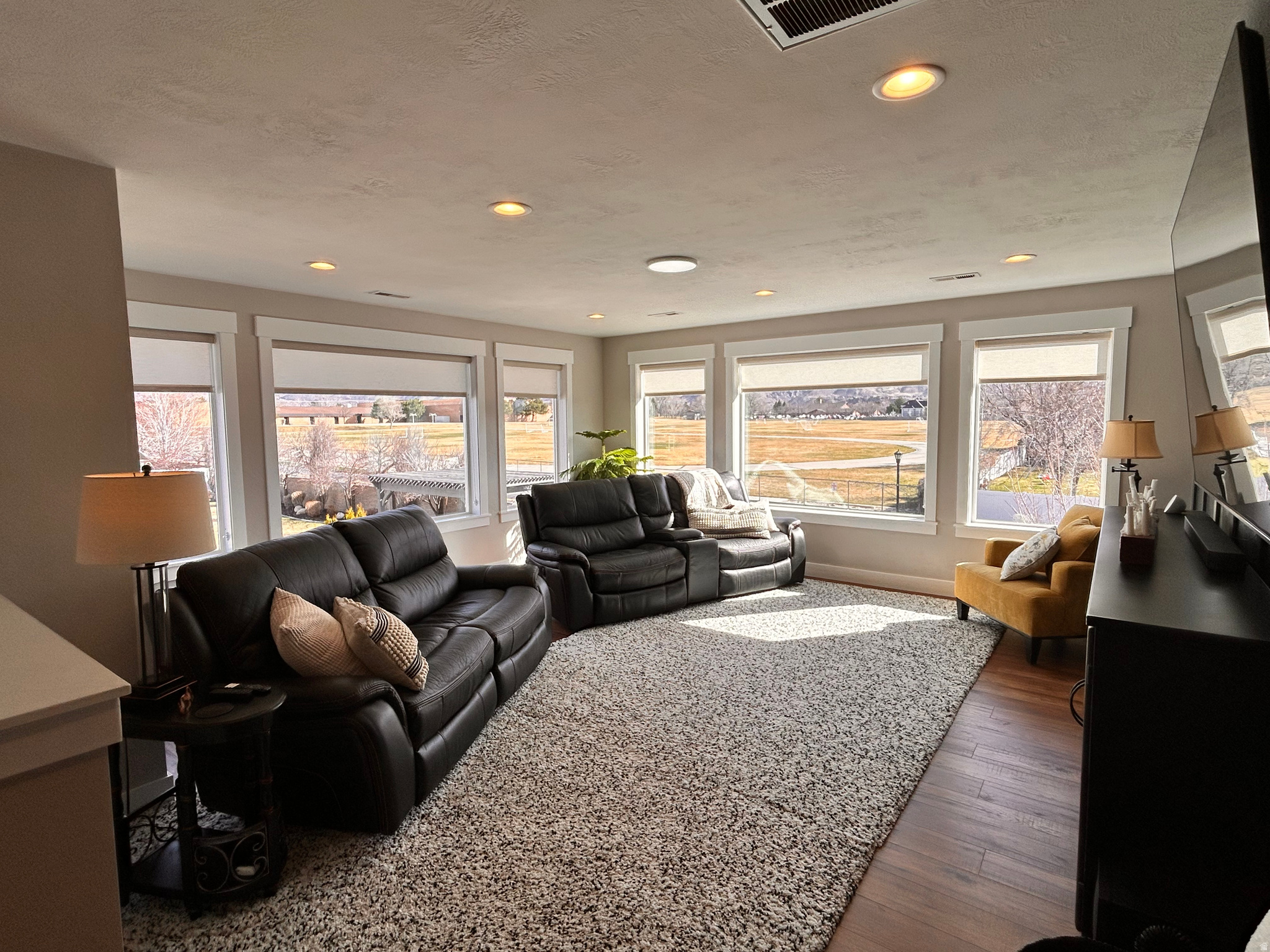 RIDGE - Residential