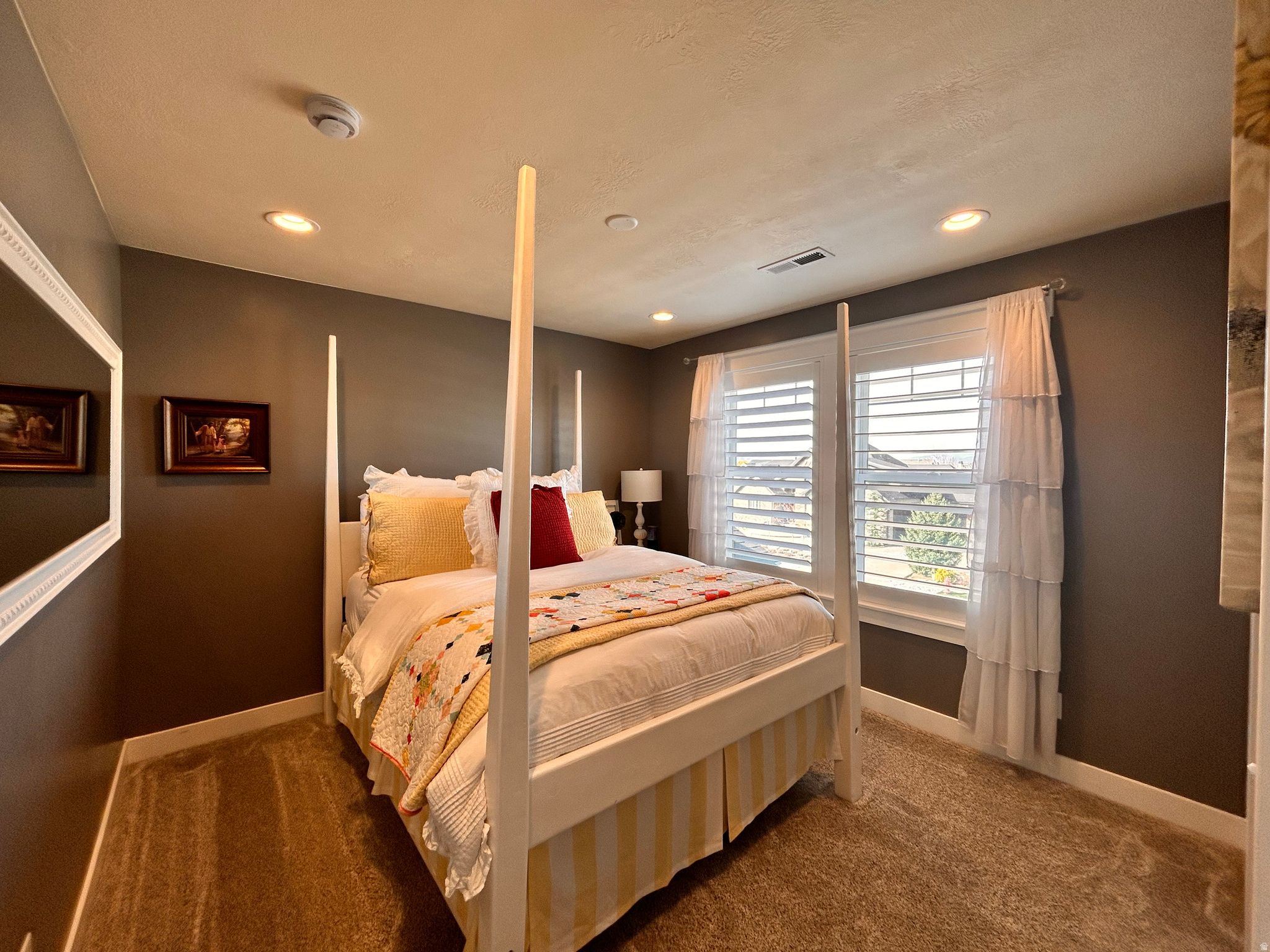 RIDGE - Residential