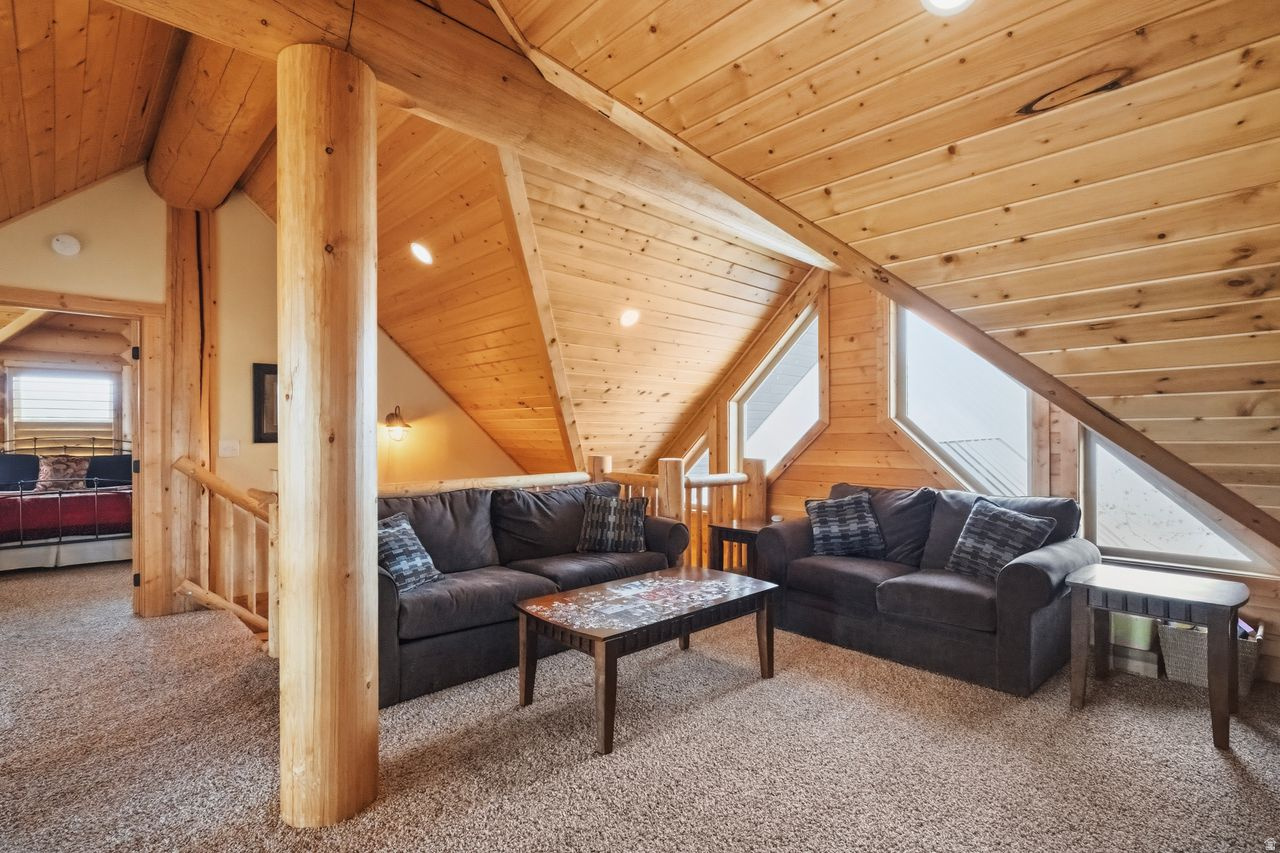 ASPEN COVE - Residential