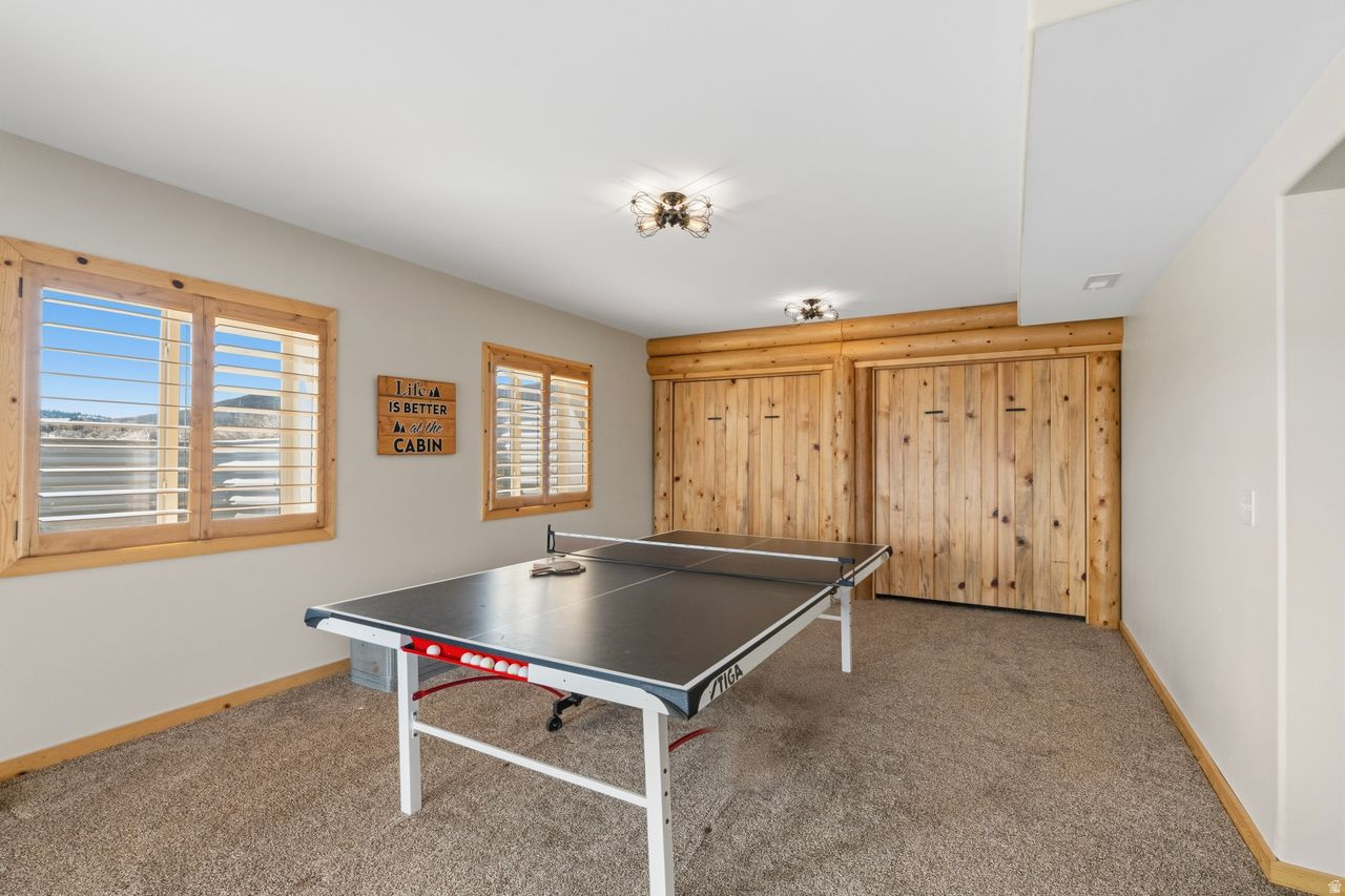 ASPEN COVE - Residential