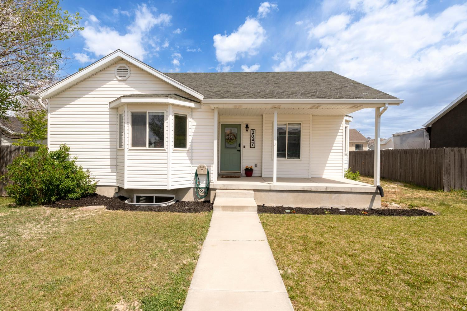 MOUNTAIN VIEW - Residential
