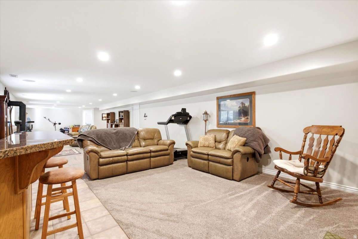 POINTE AT STONE MTN. - Residential