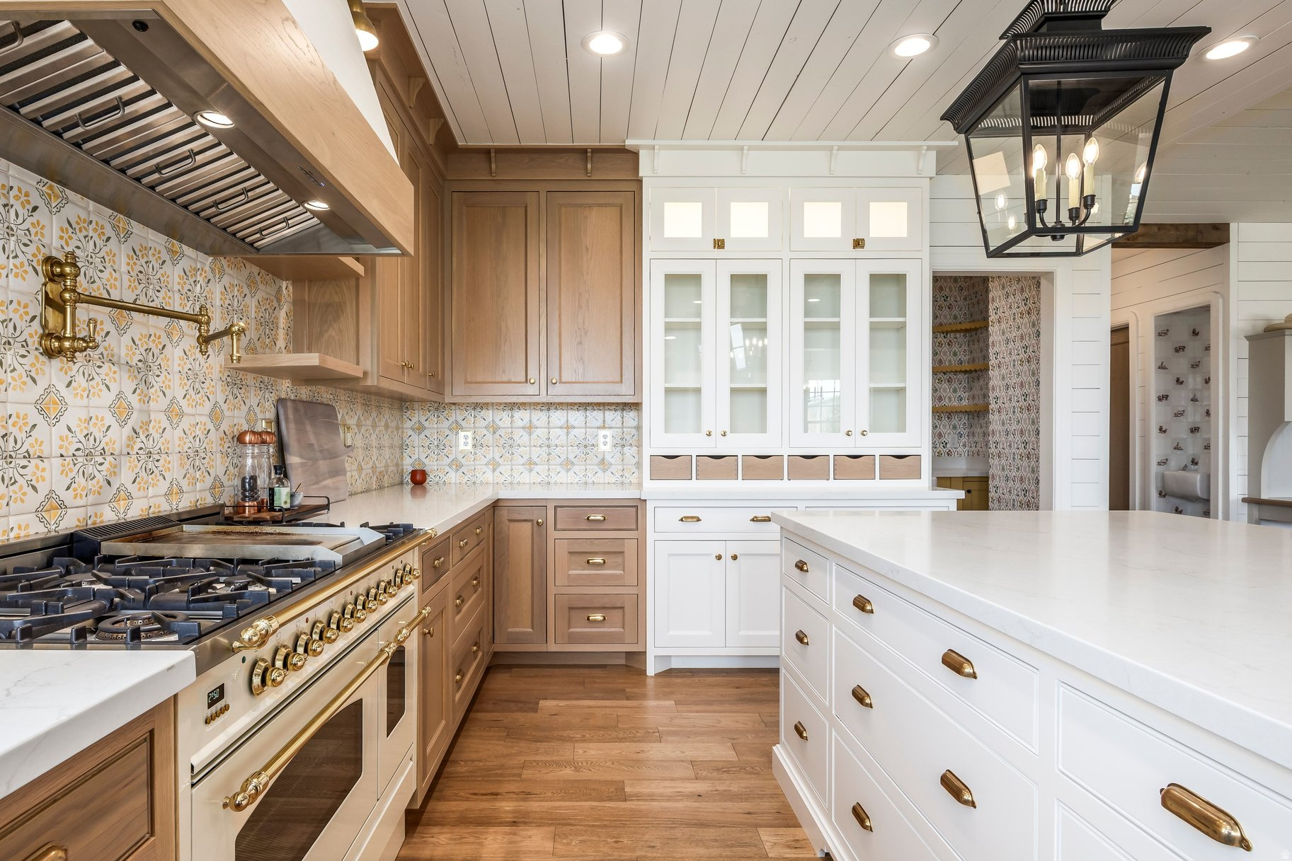 TAYLOR FARMS - Residential