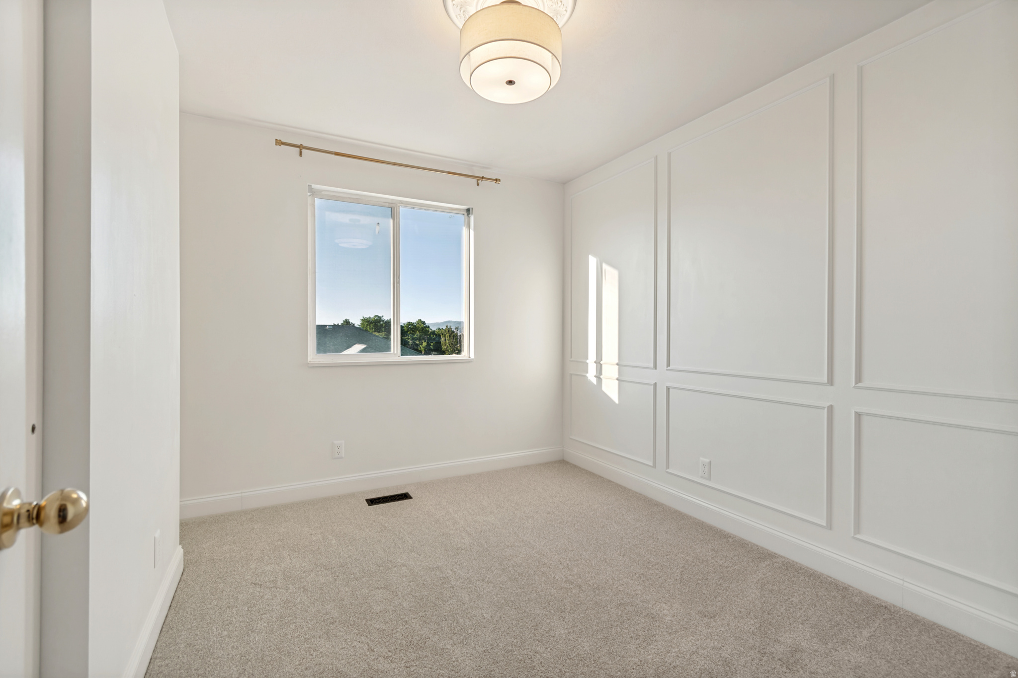 DORILEE ACRES - Residential