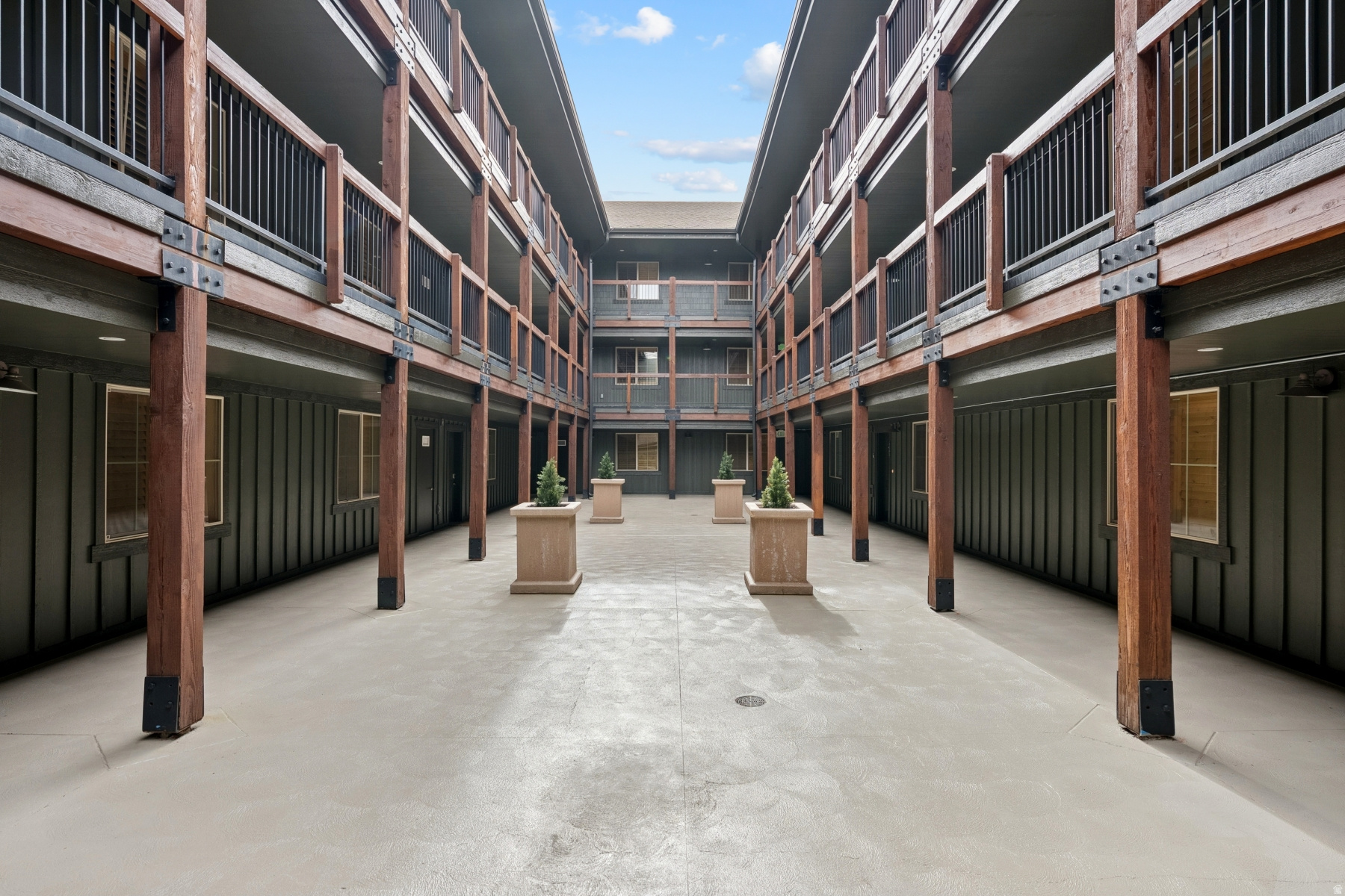 BEAR HOLLOW VILLAGE - Residential