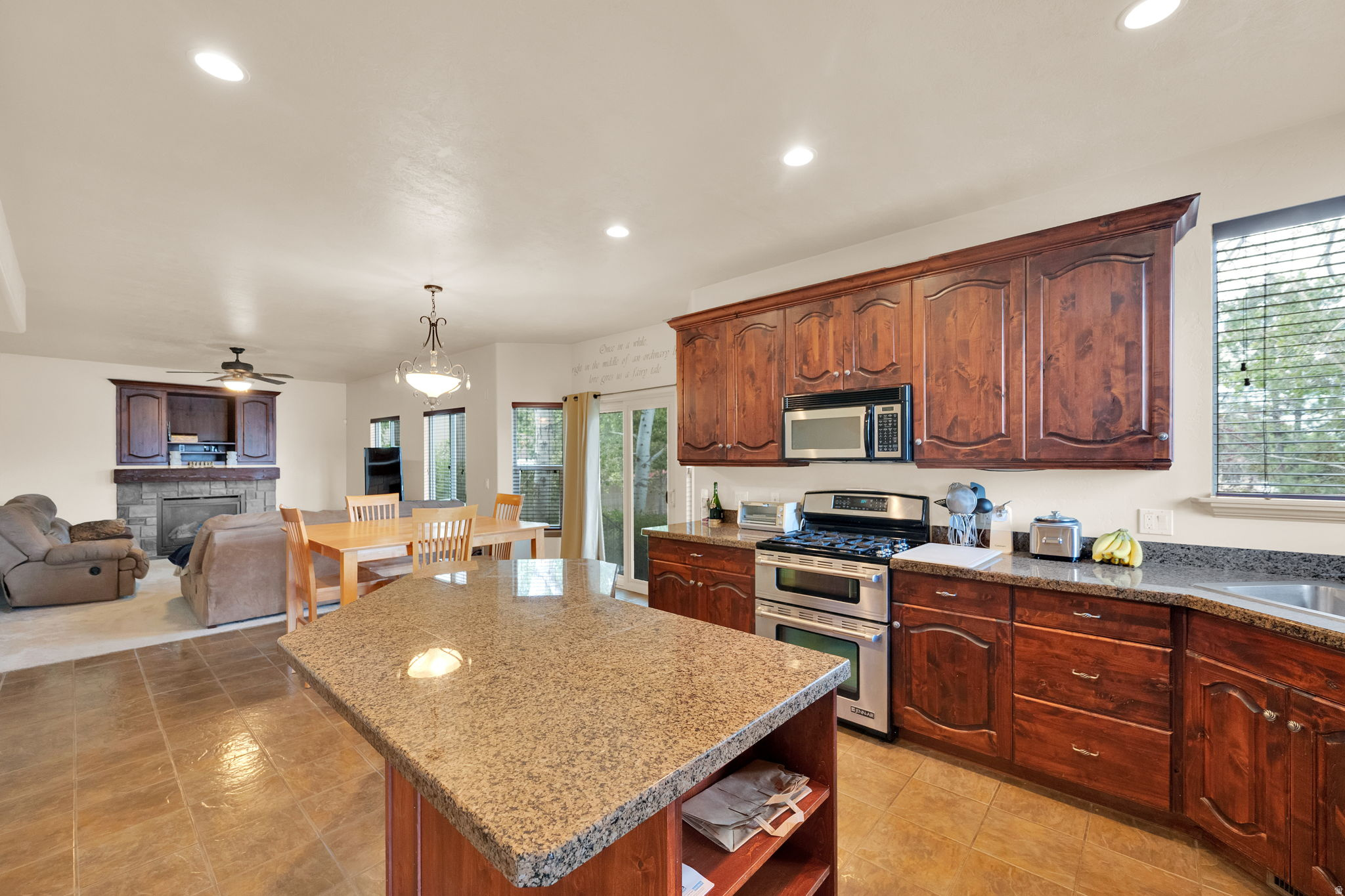 ESTATES AT ROSECREEK - Residential