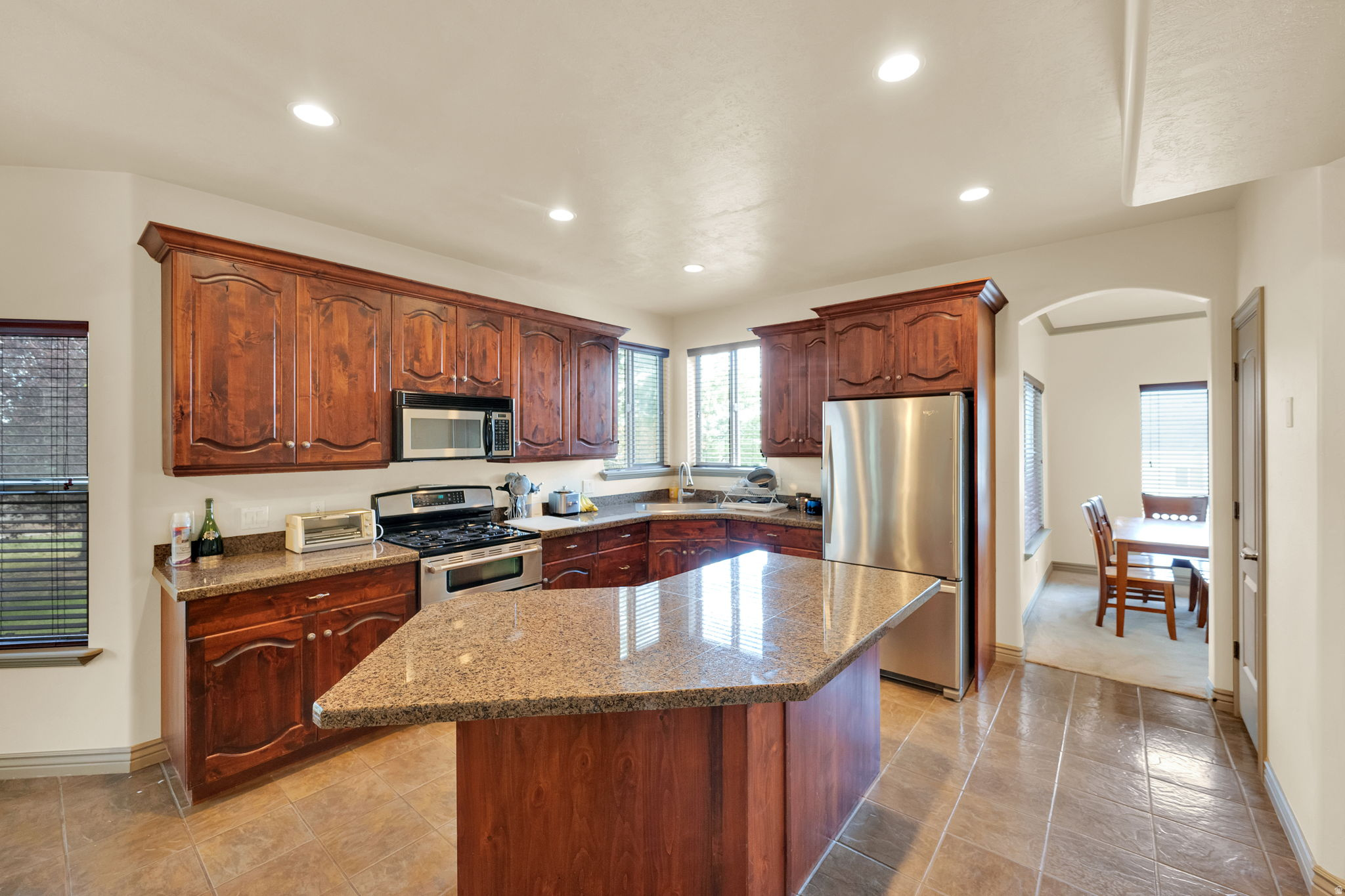 ESTATES AT ROSECREEK - Residential