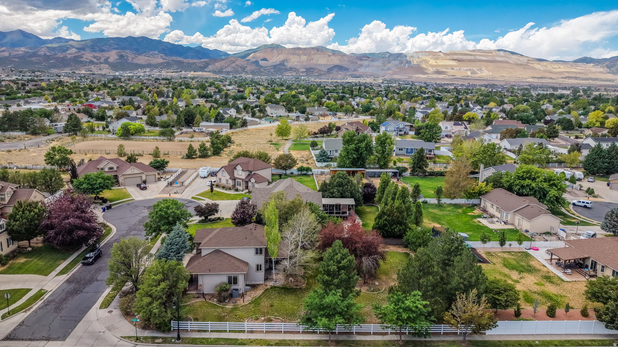 ESTATES AT ROSECREEK - Residential
