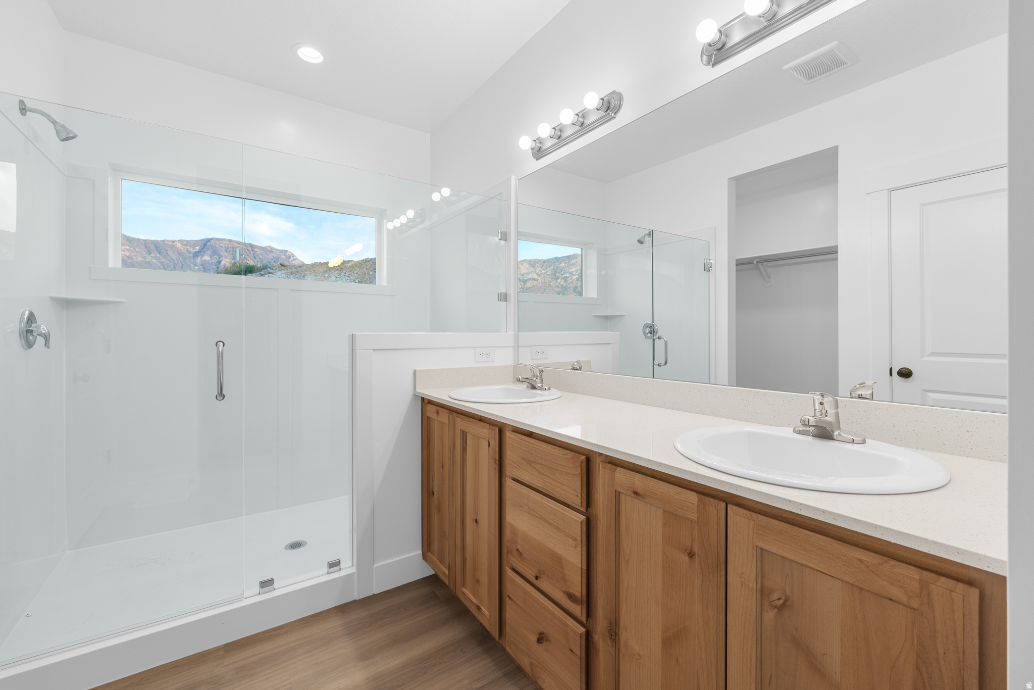 SUMMIT RIDGE THE HILLS - Residential