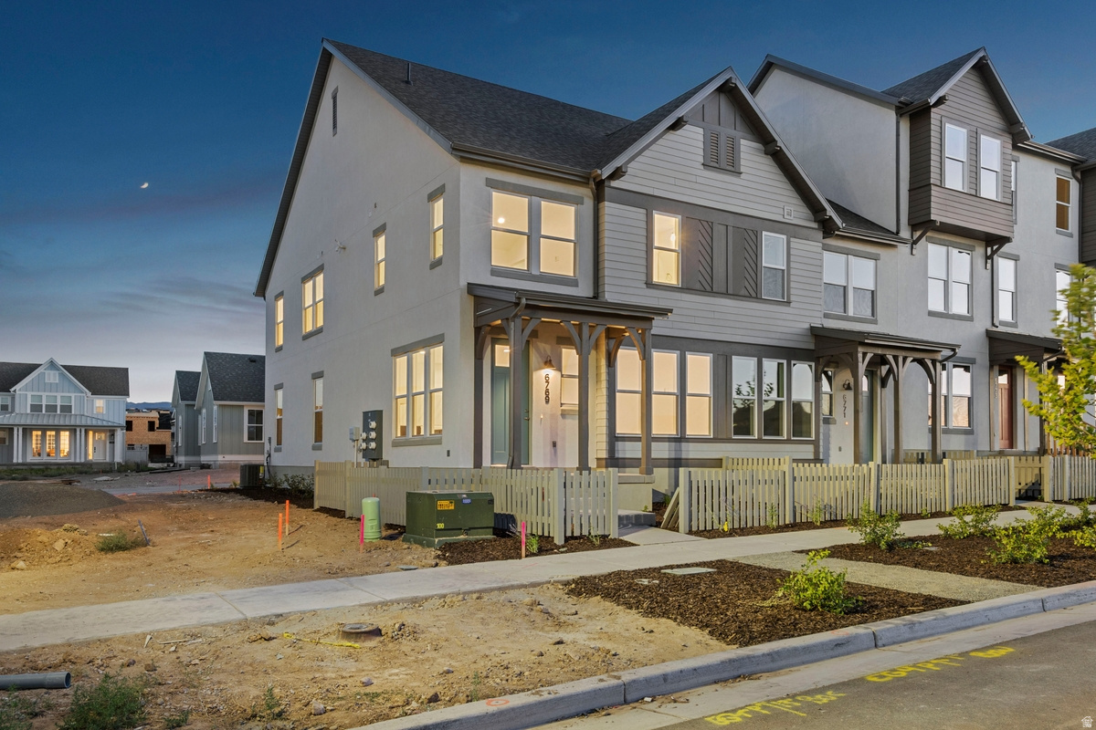 TRAILSIDE - Residential