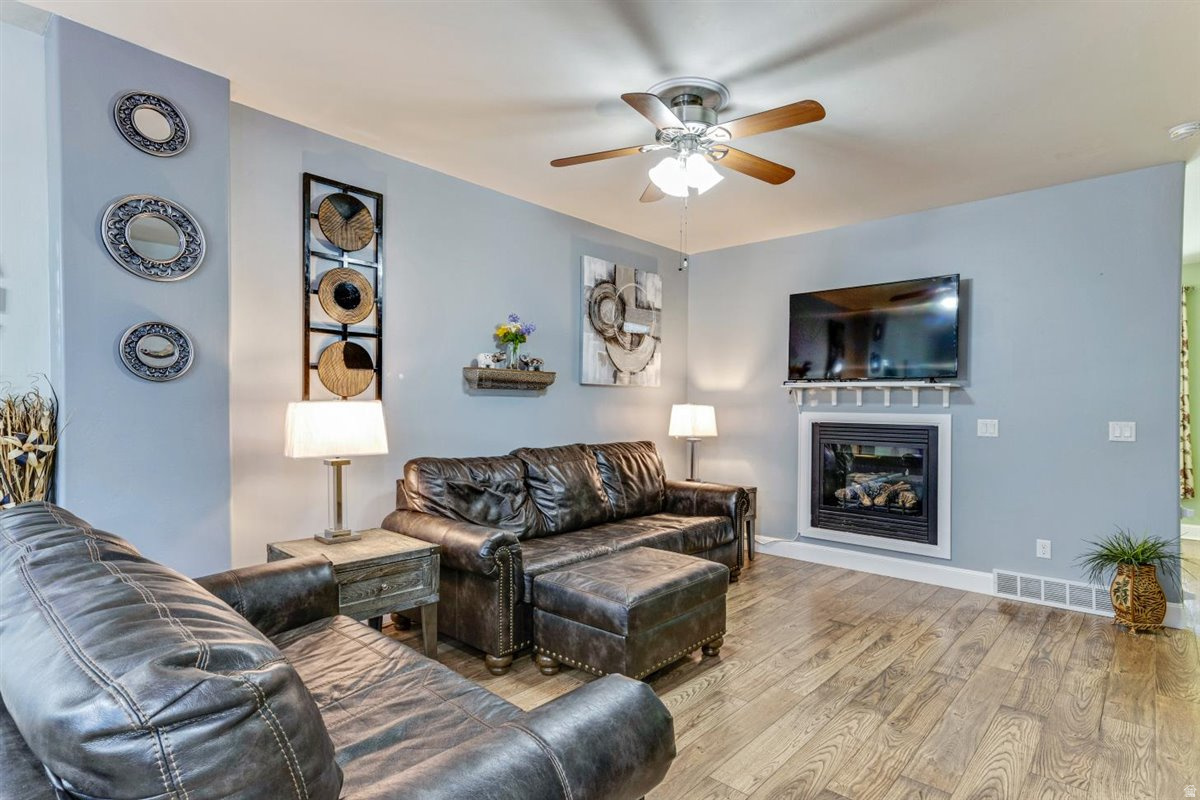 KENNECOTT - Residential