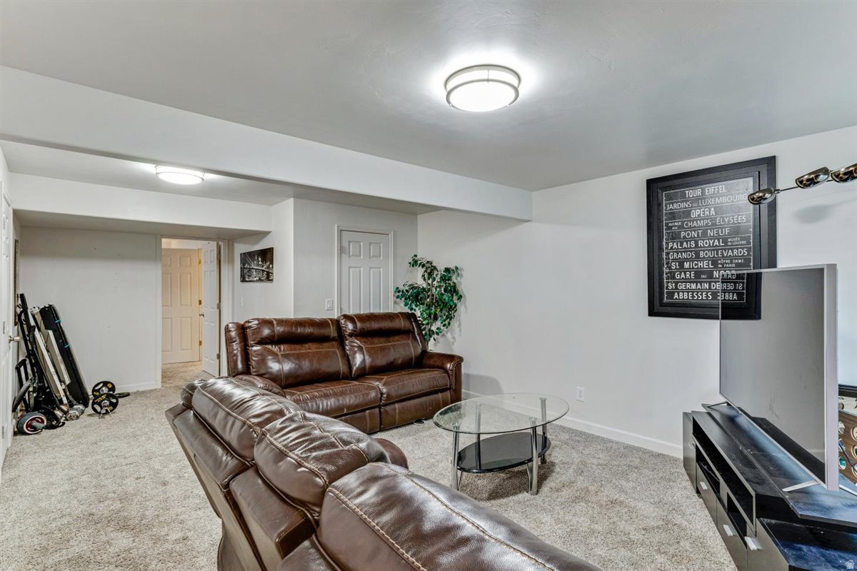 KENNECOTT - Residential