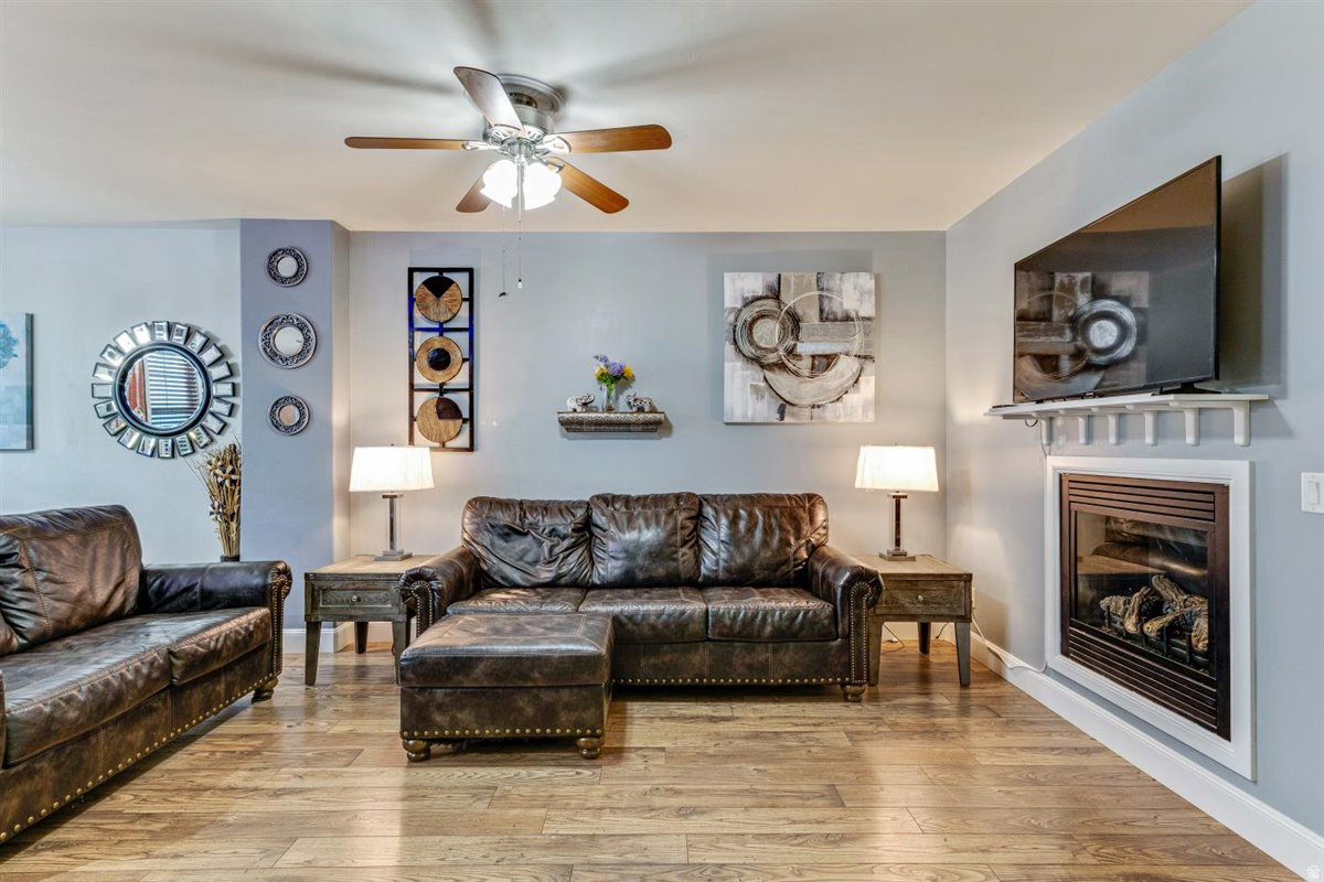KENNECOTT - Residential