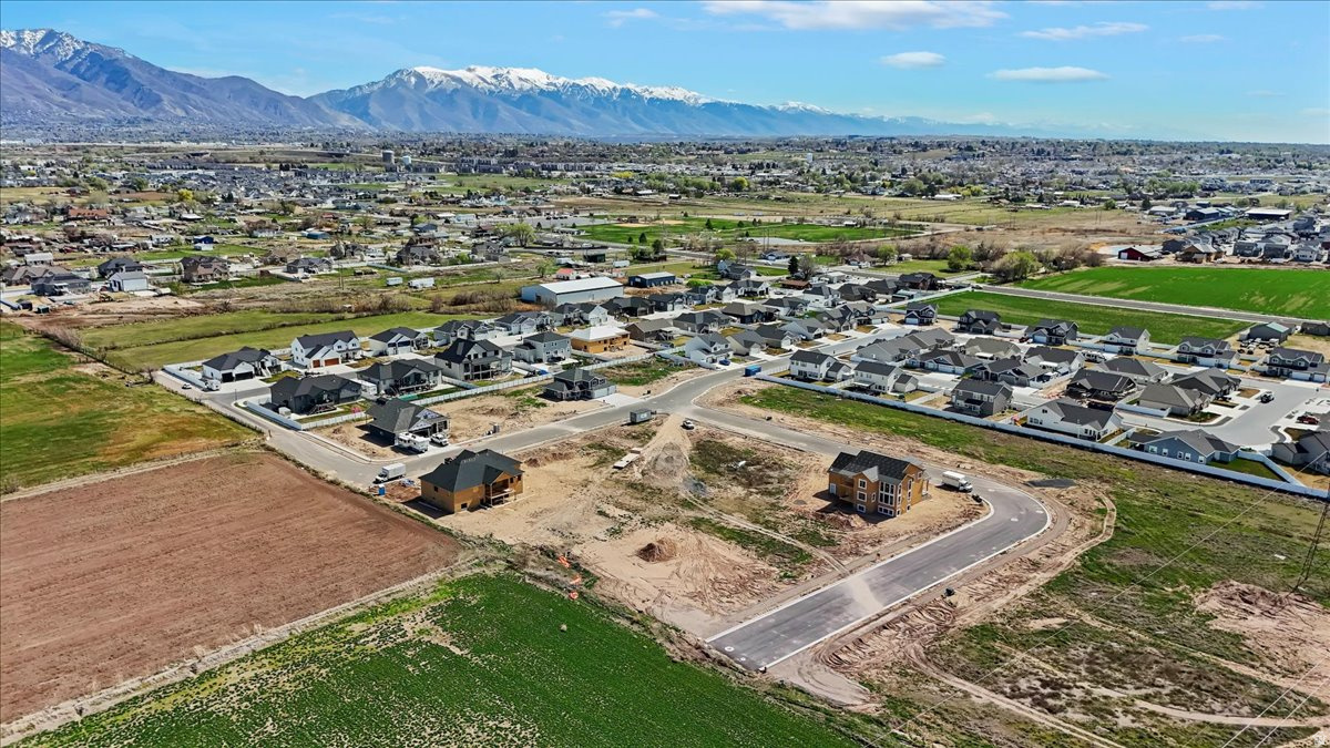 HYLAND RANCH - Land