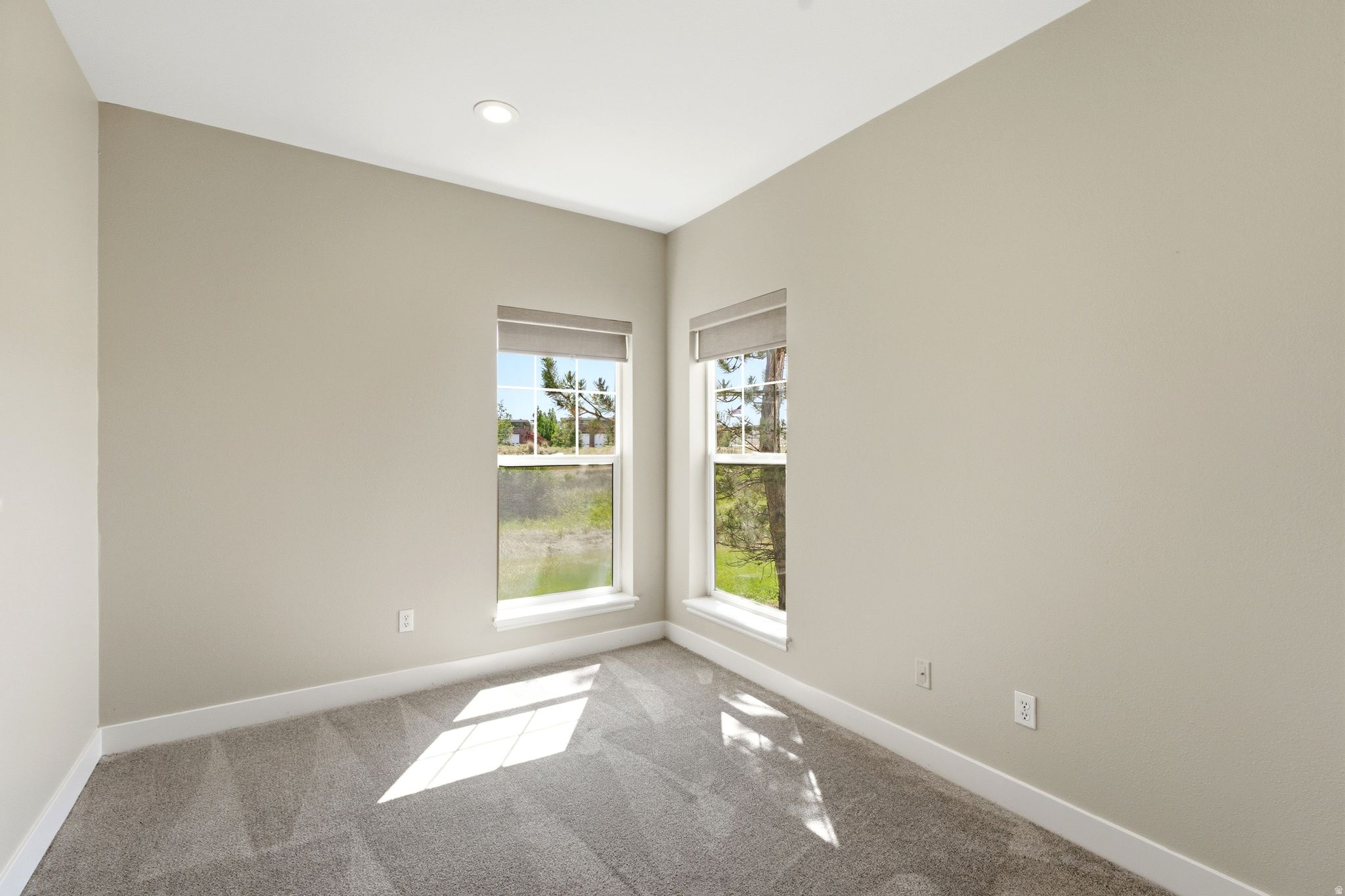 CANYON CREEK CONDO - Residential Lease