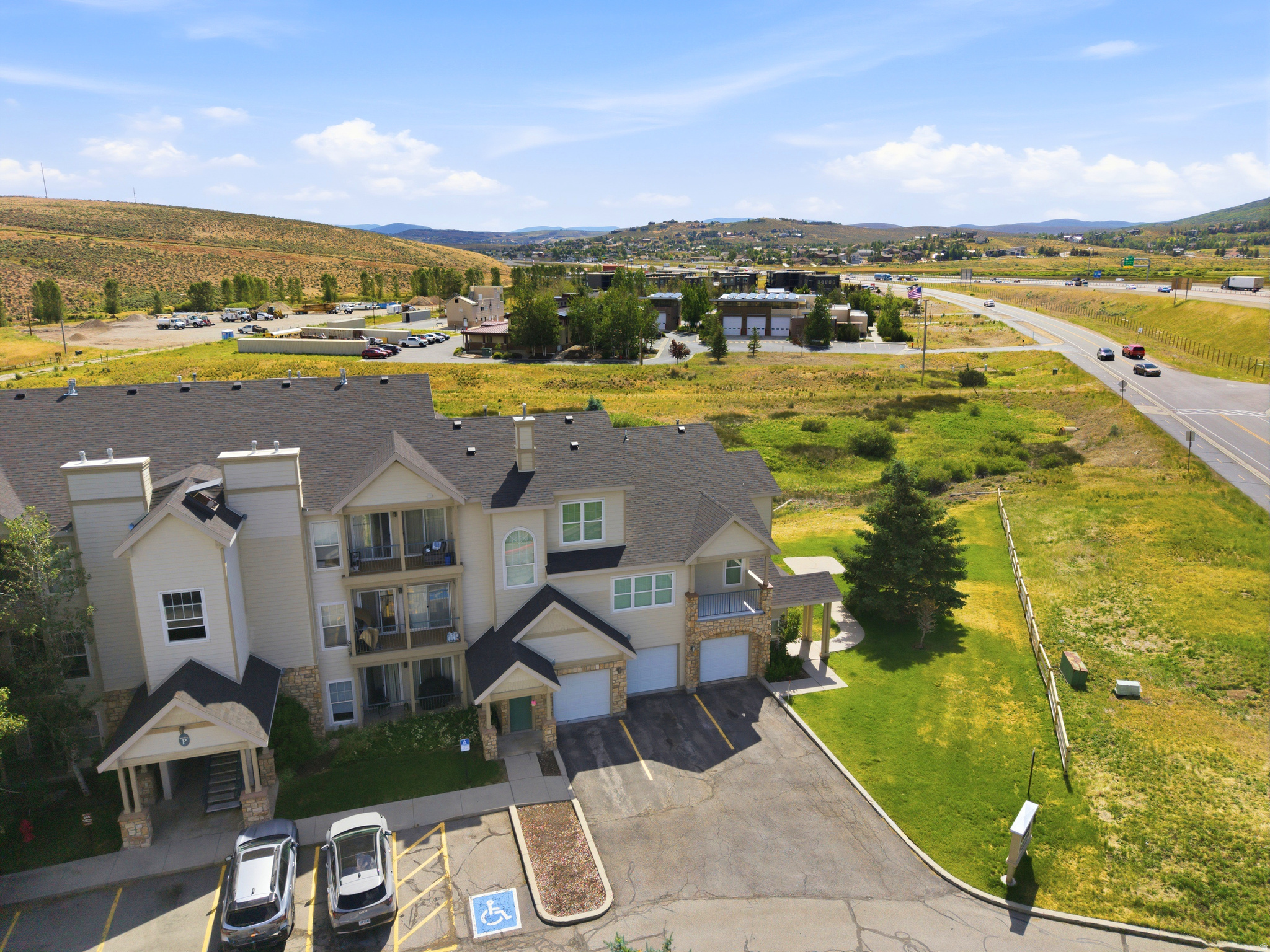 CANYON CREEK CONDO - Residential Lease