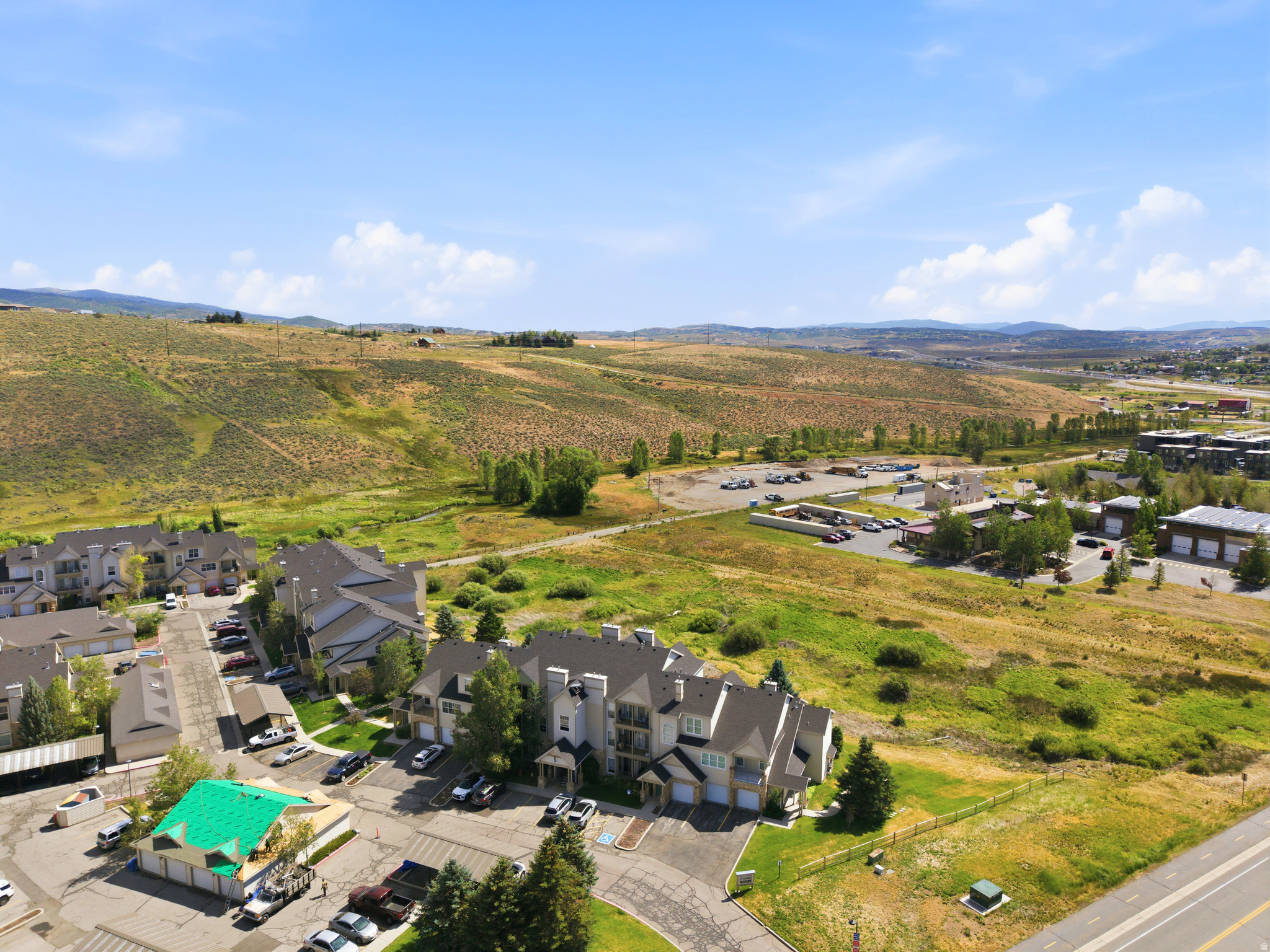 CANYON CREEK CONDO - Residential Lease