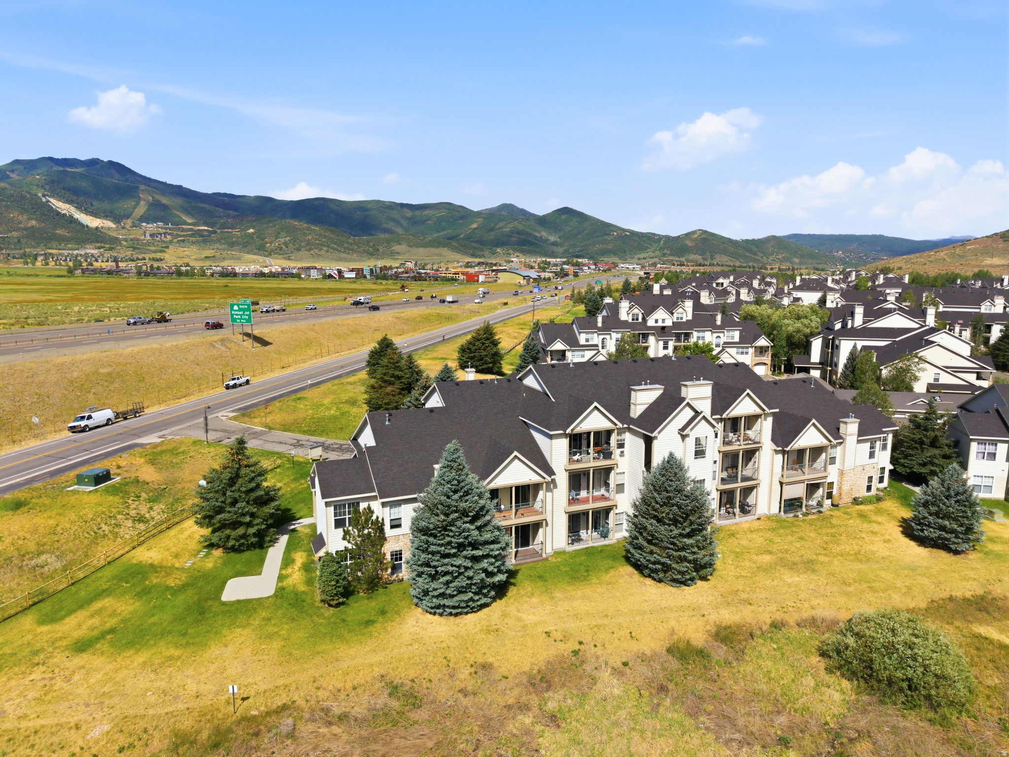 CANYON CREEK CONDO - Residential Lease