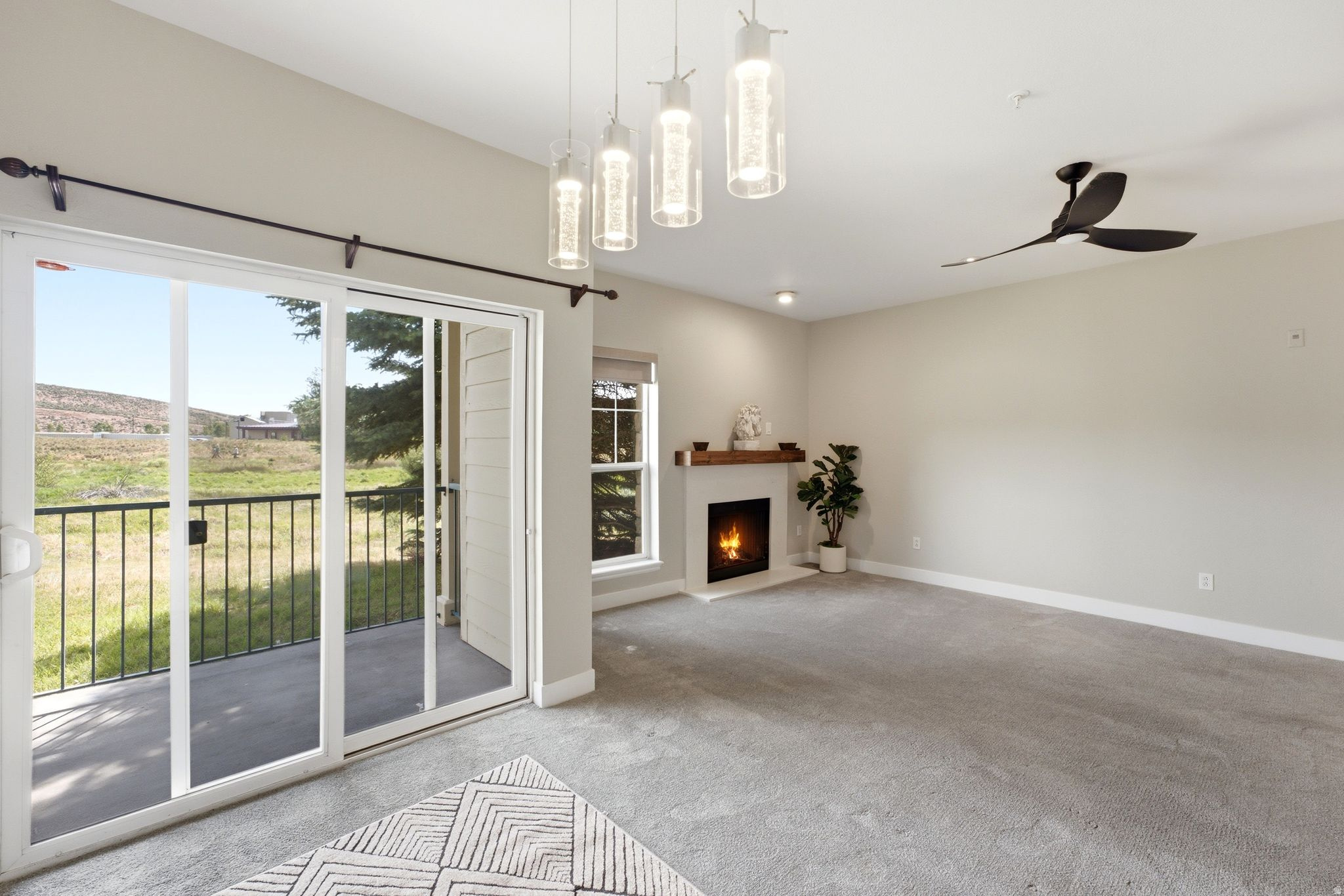 CANYON CREEK CONDO - Residential Lease
