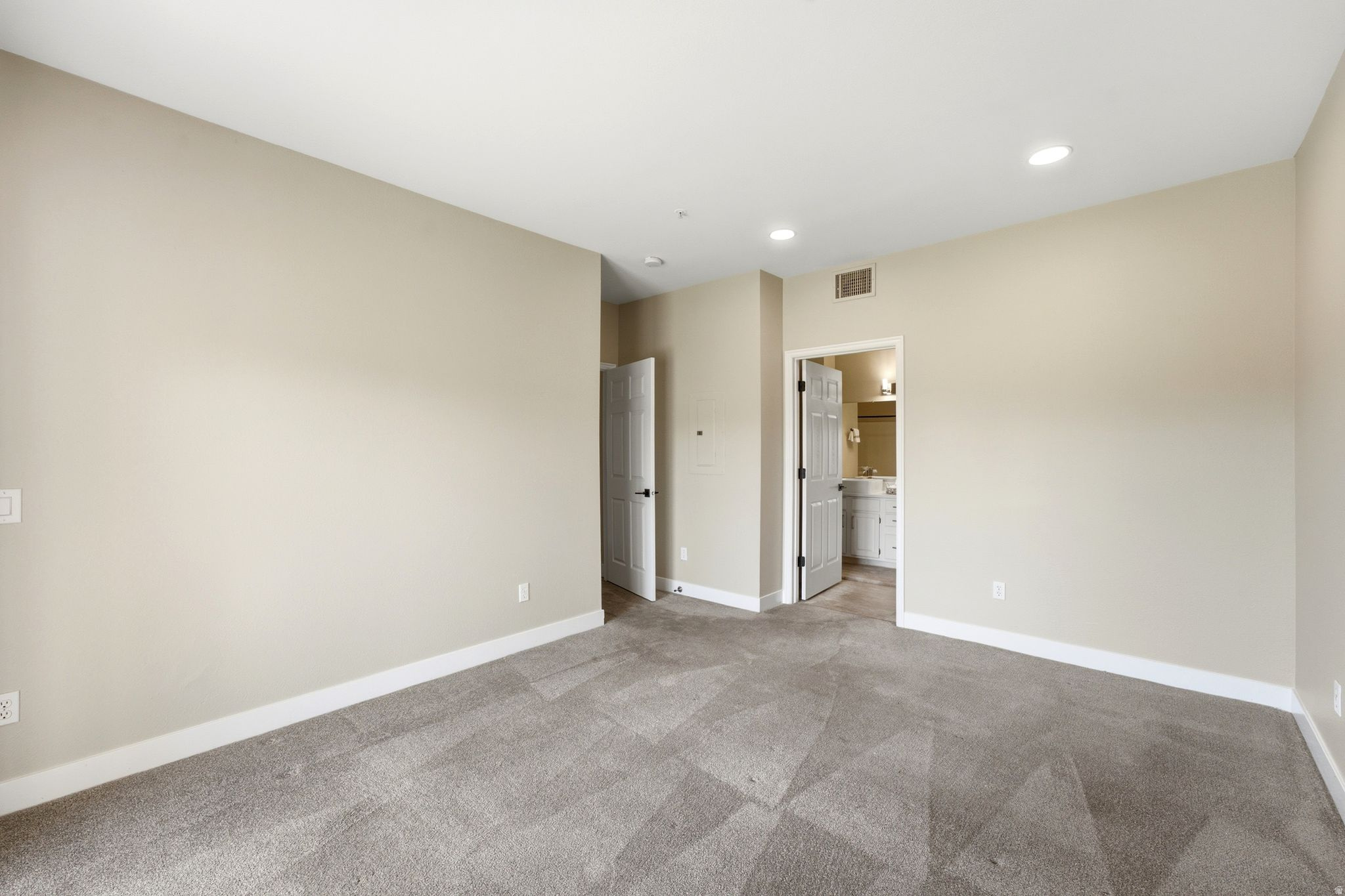 CANYON CREEK CONDO - Residential Lease