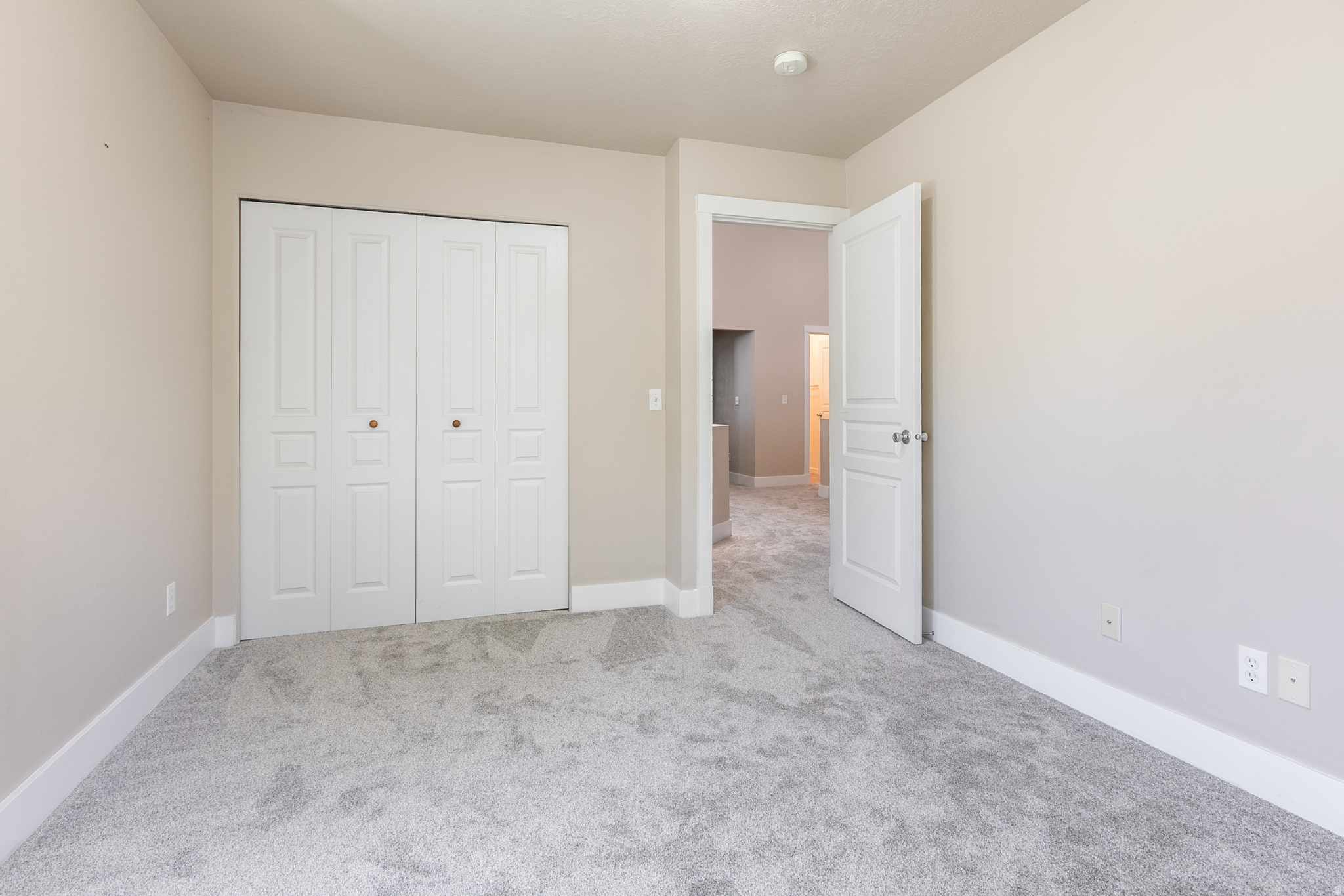 JEFFERSON AVE TOWNHOMES - Residential