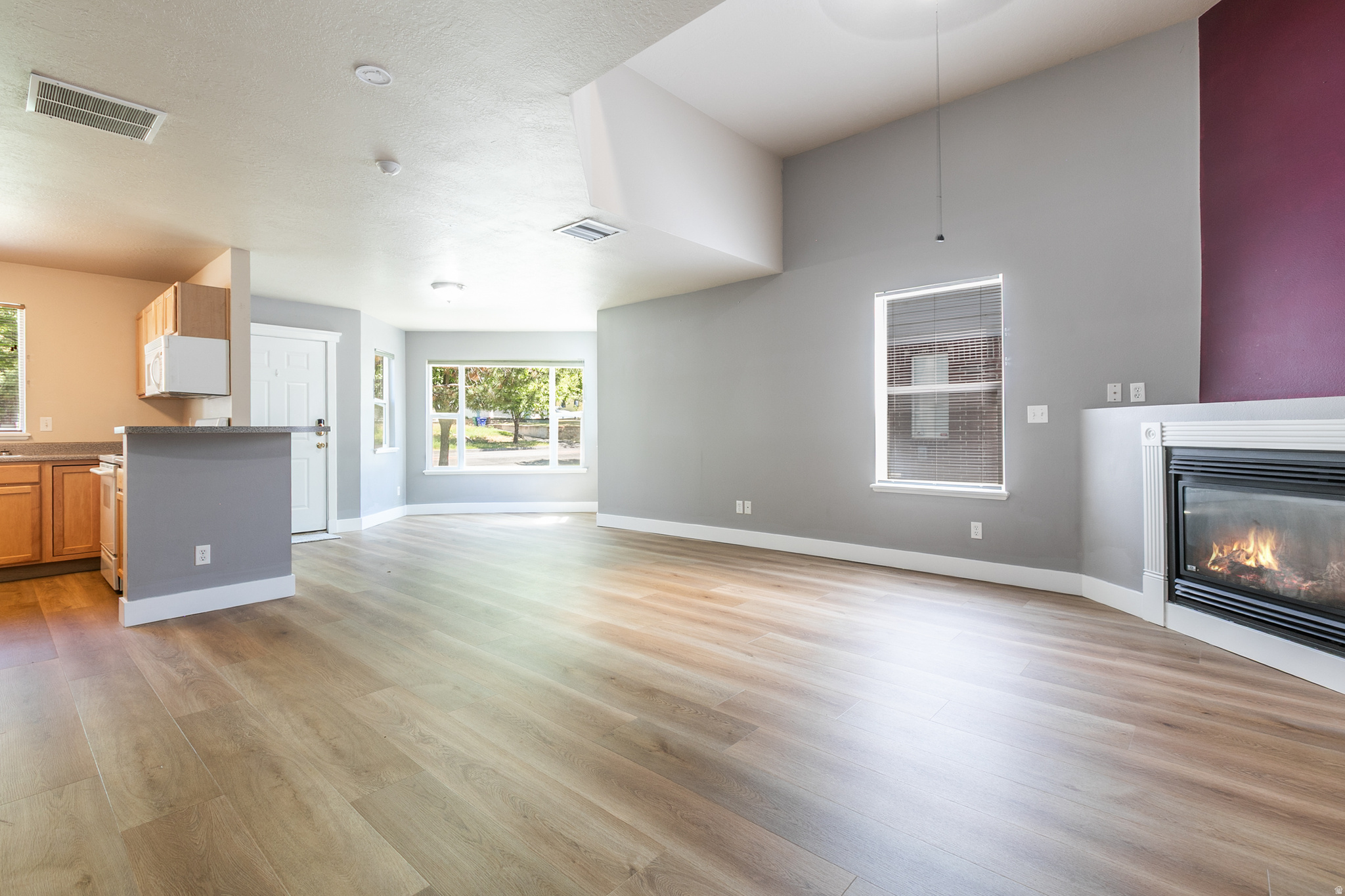 JEFFERSON AVE TOWNHOMES - Residential