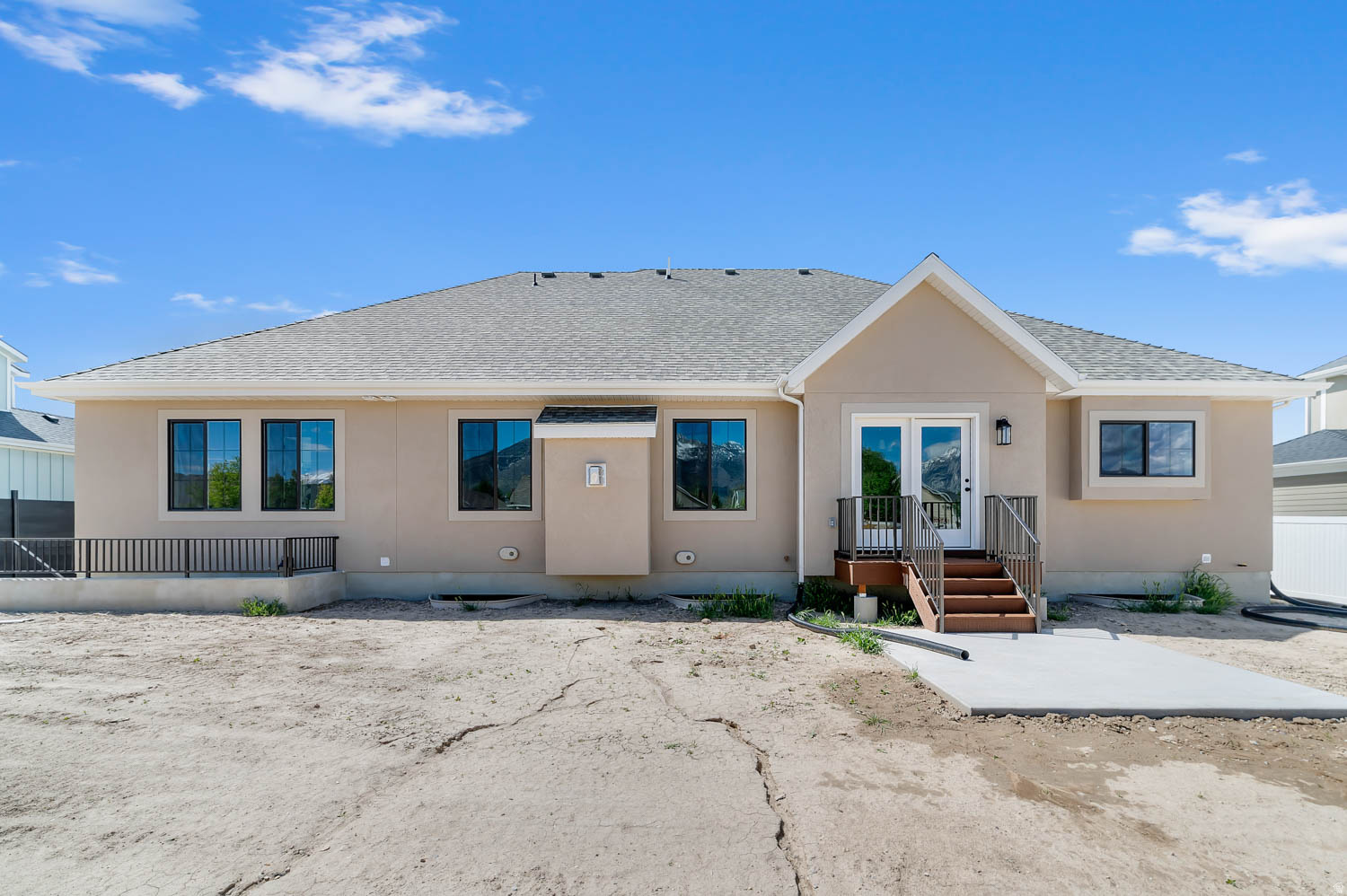 BIG WILLOW CREEK 312 - Residential