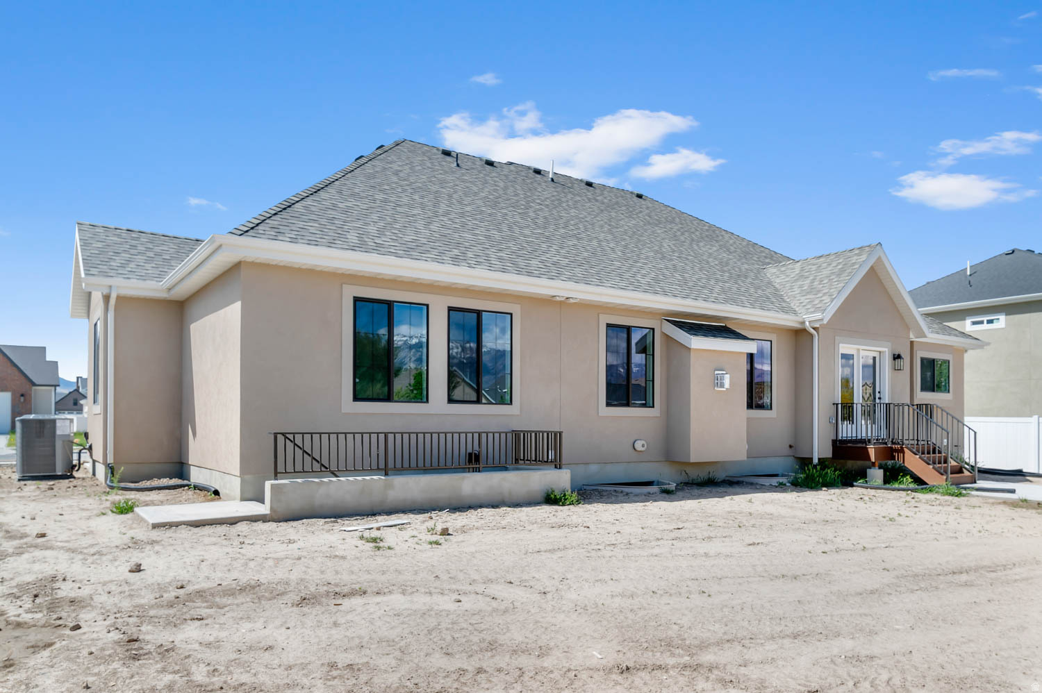 BIG WILLOW CREEK 312 - Residential