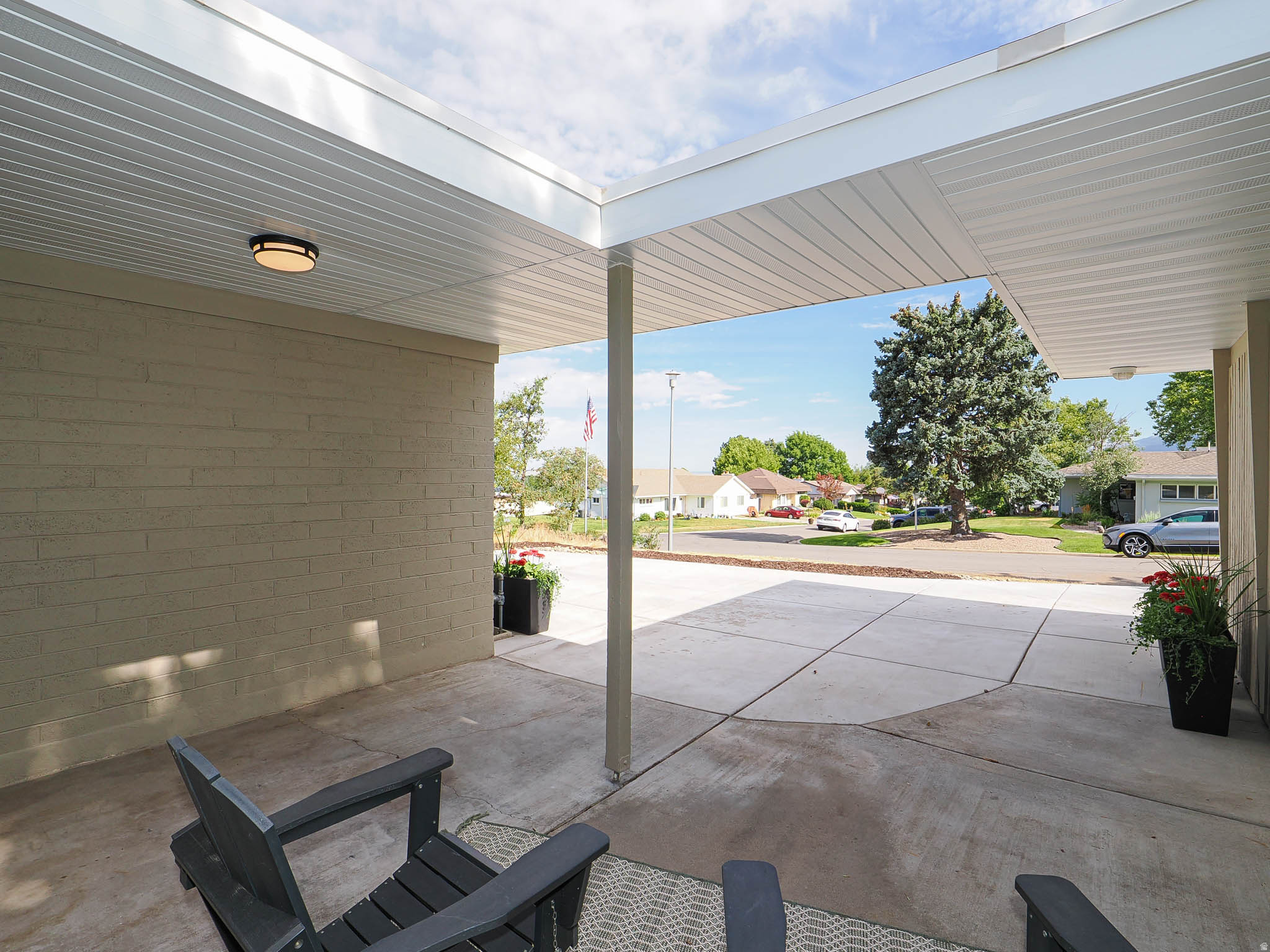 VAL VISTA - Residential