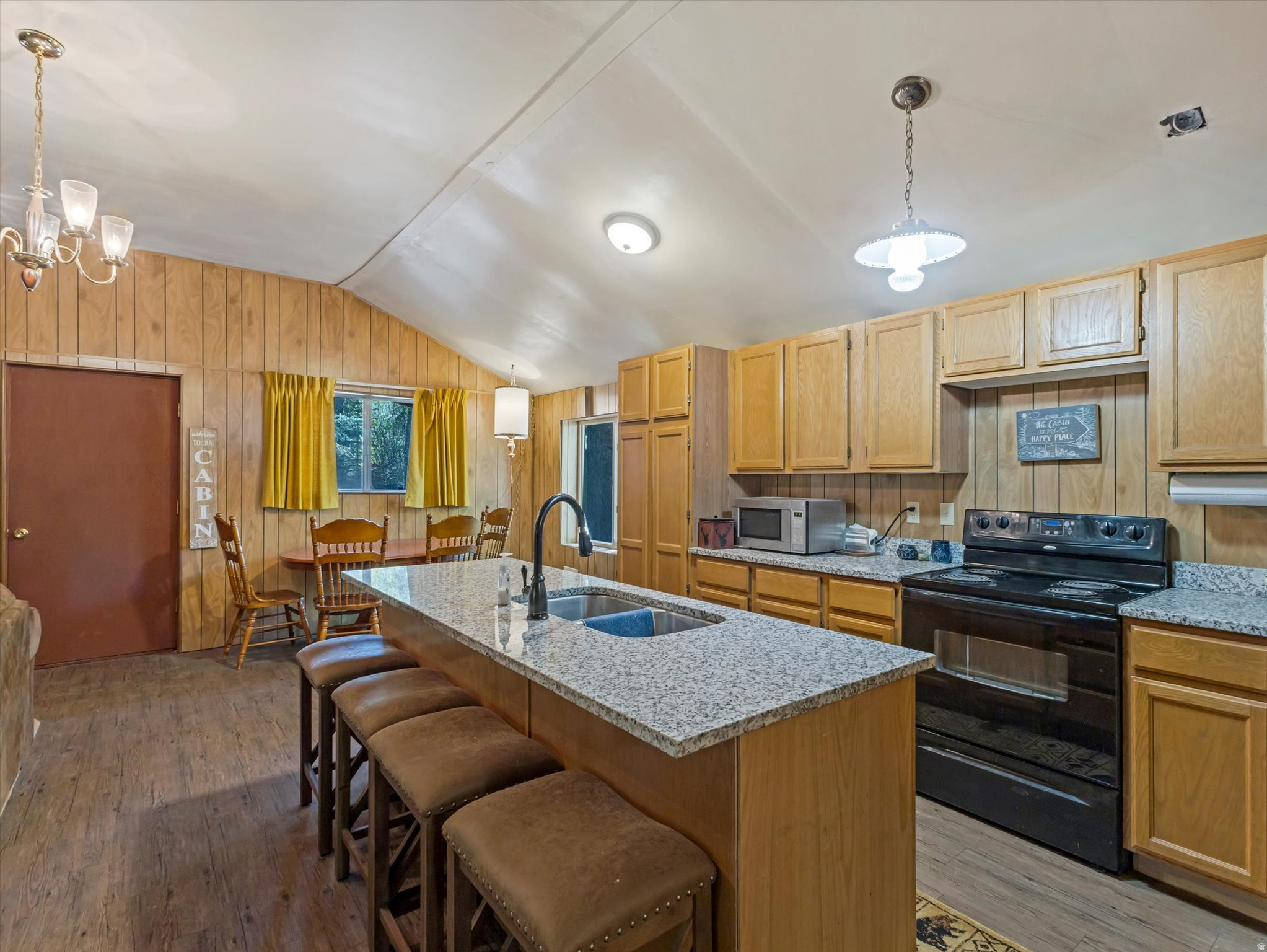SUNRISE HILLS SUB - Residential
