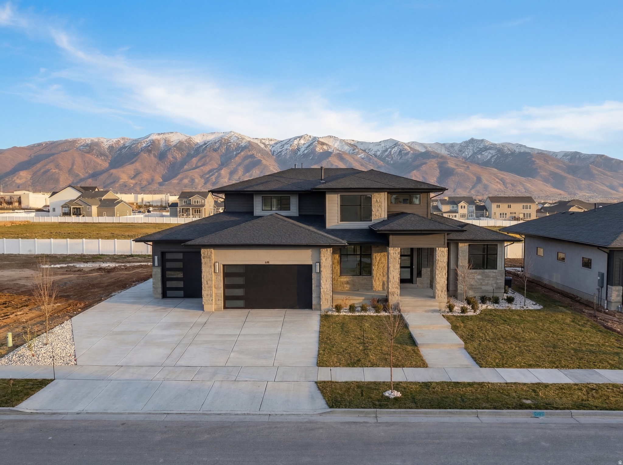 AMBER FIELDS - Residential