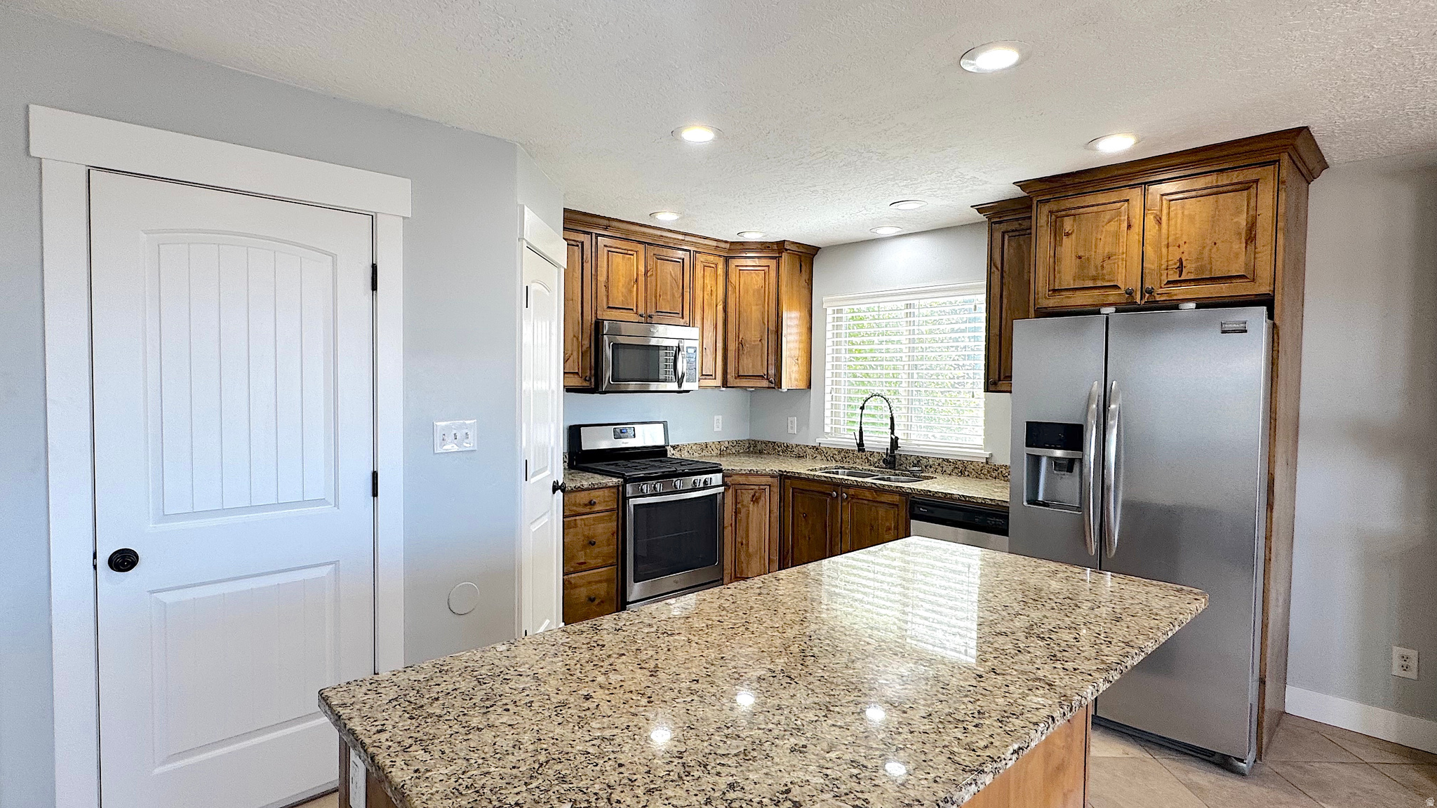 SOUTH WILLOW RANCHES - Residential