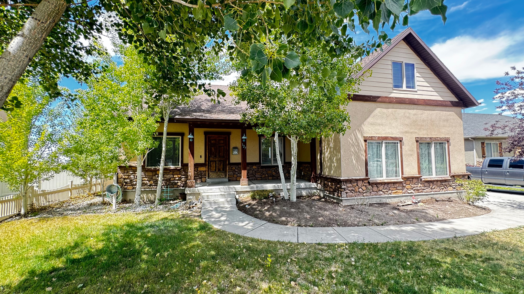 SOUTH WILLOW RANCHES - Residential