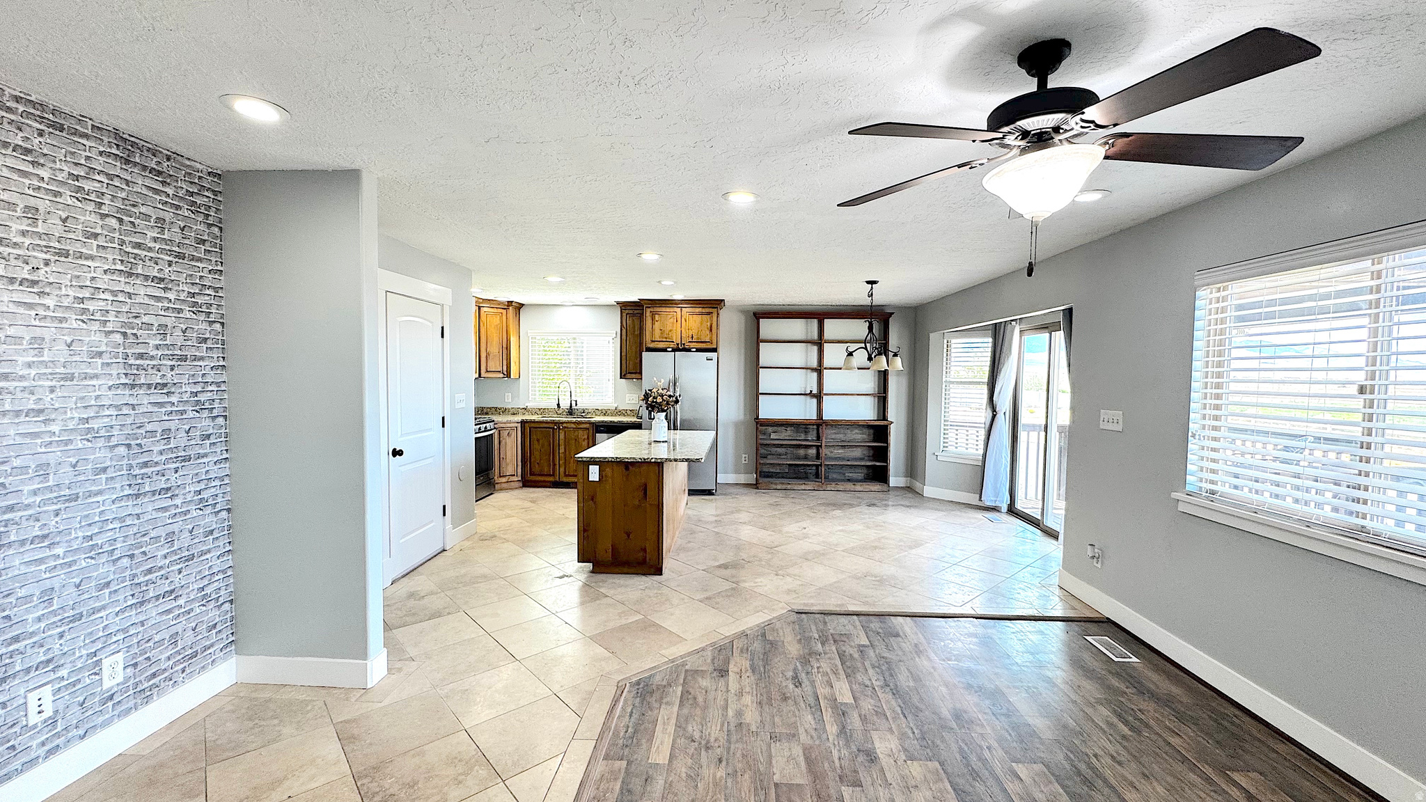 SOUTH WILLOW RANCHES - Residential