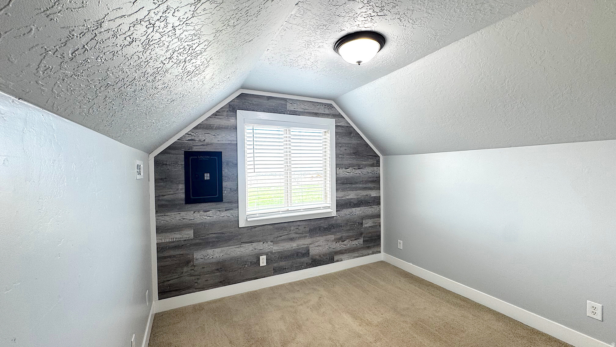 SOUTH WILLOW RANCHES - Residential