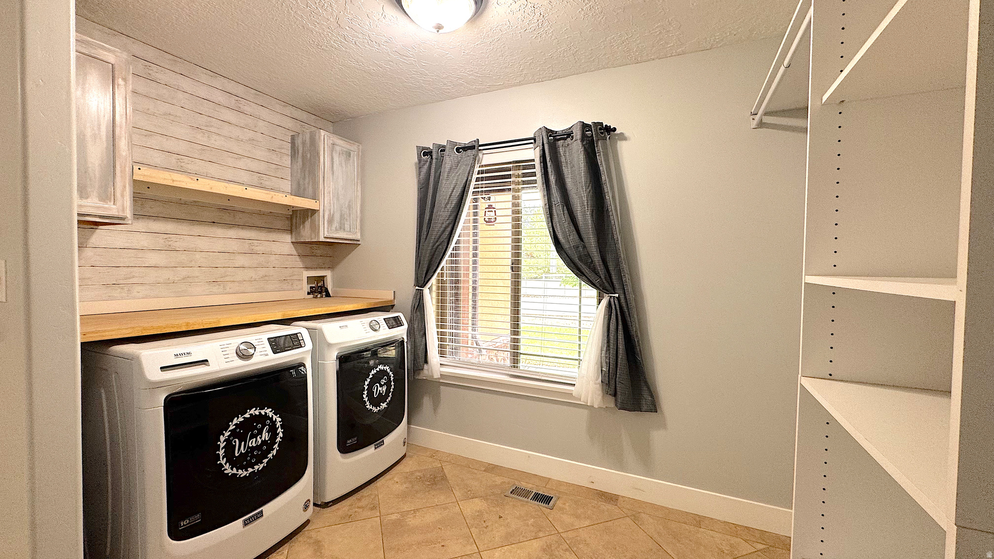 SOUTH WILLOW RANCHES - Residential
