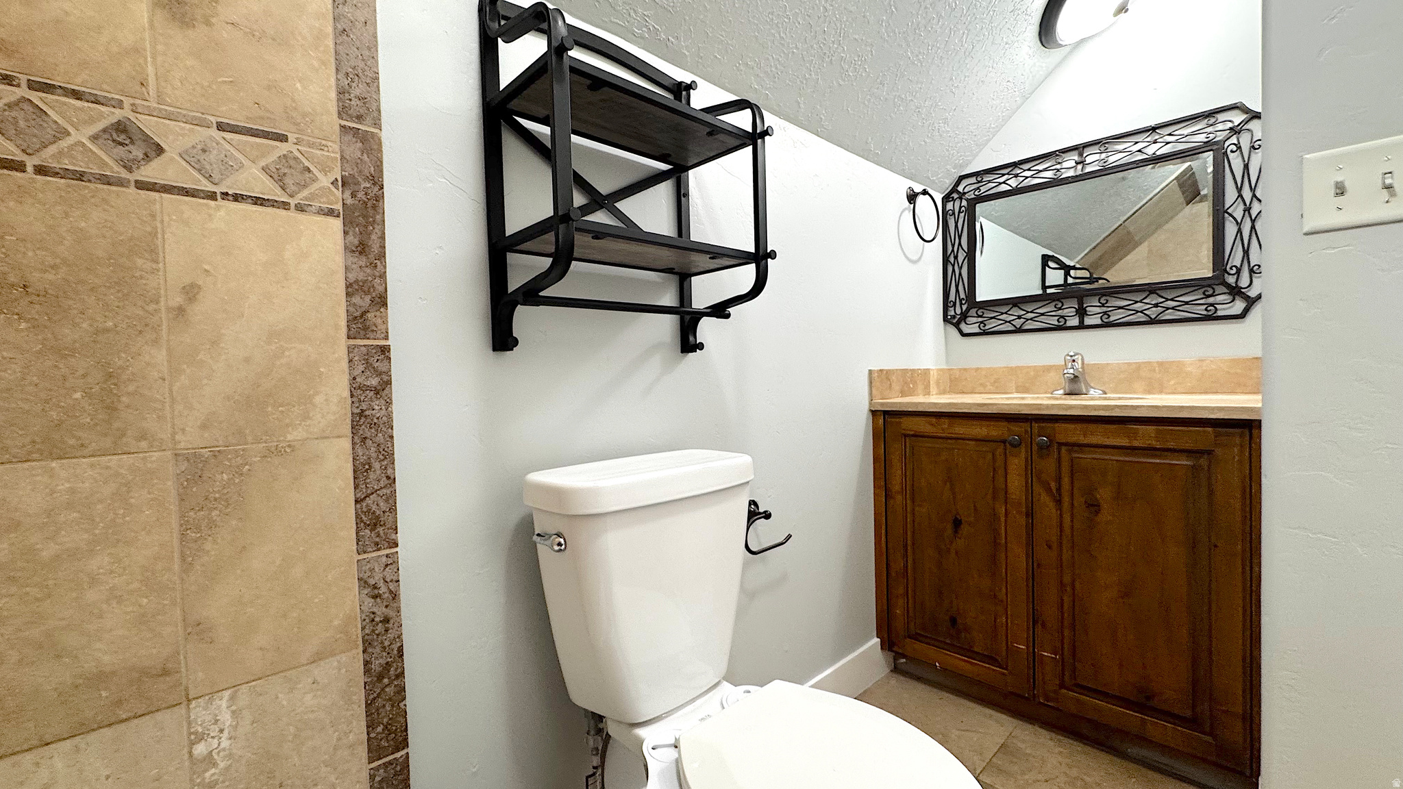 SOUTH WILLOW RANCHES - Residential
