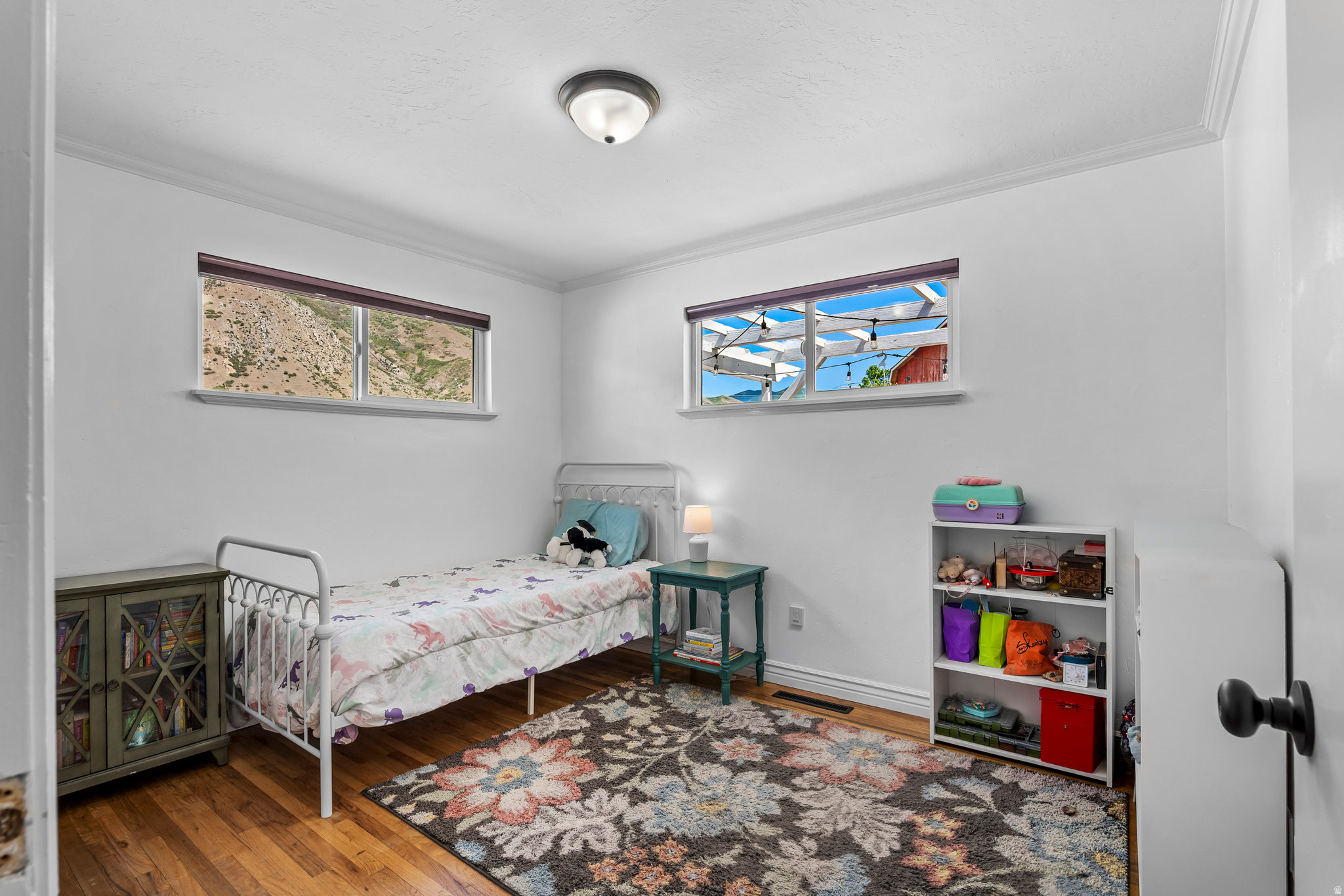 MOUNTAIN VISTA - Residential