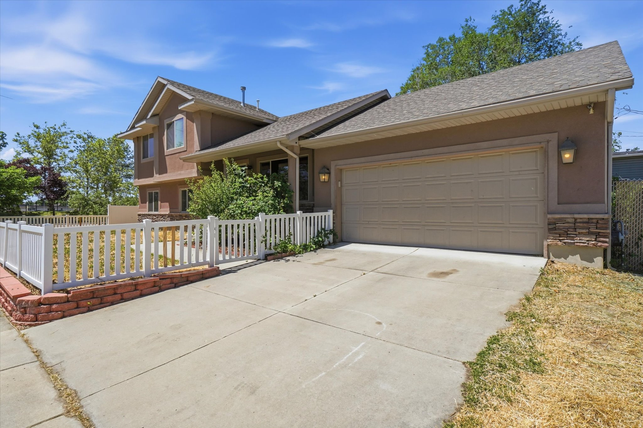 TAYLORS - Residential