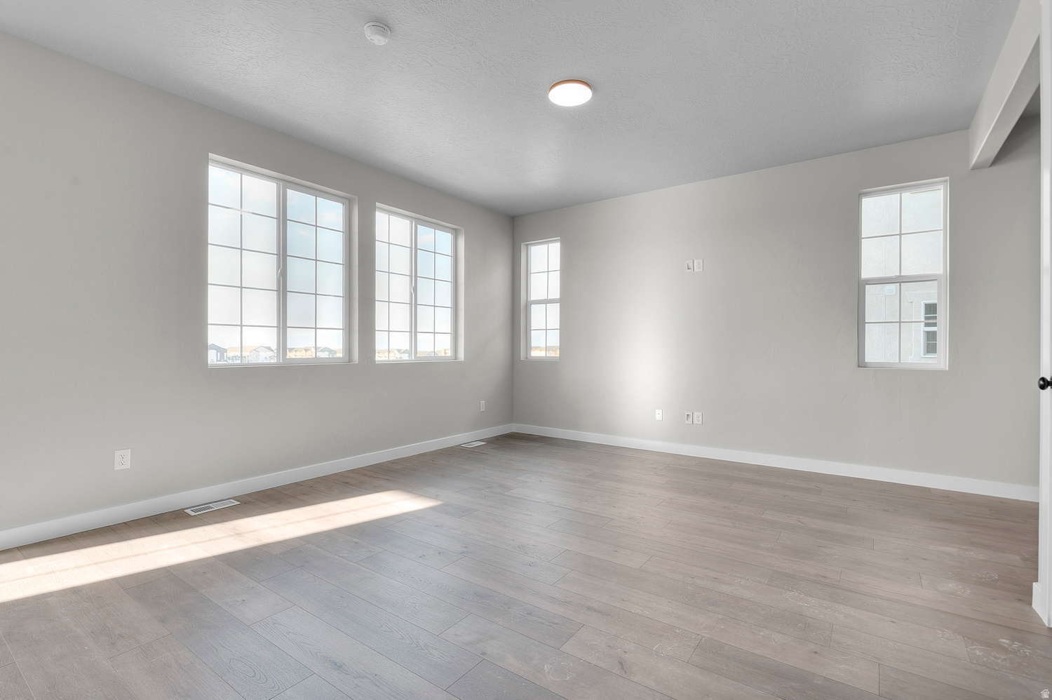 HIDDEN OAKS COTTAGE 756 - Residential